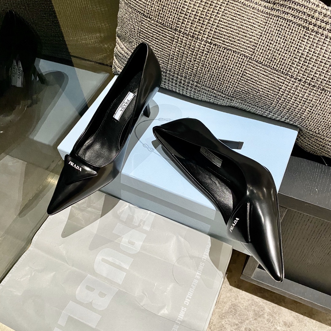 Women P*rada high heels Maikesneakers