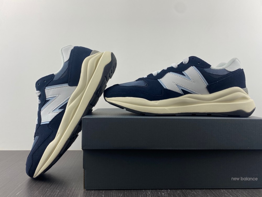 N*ew B*alance Sneakers Maikesneakers