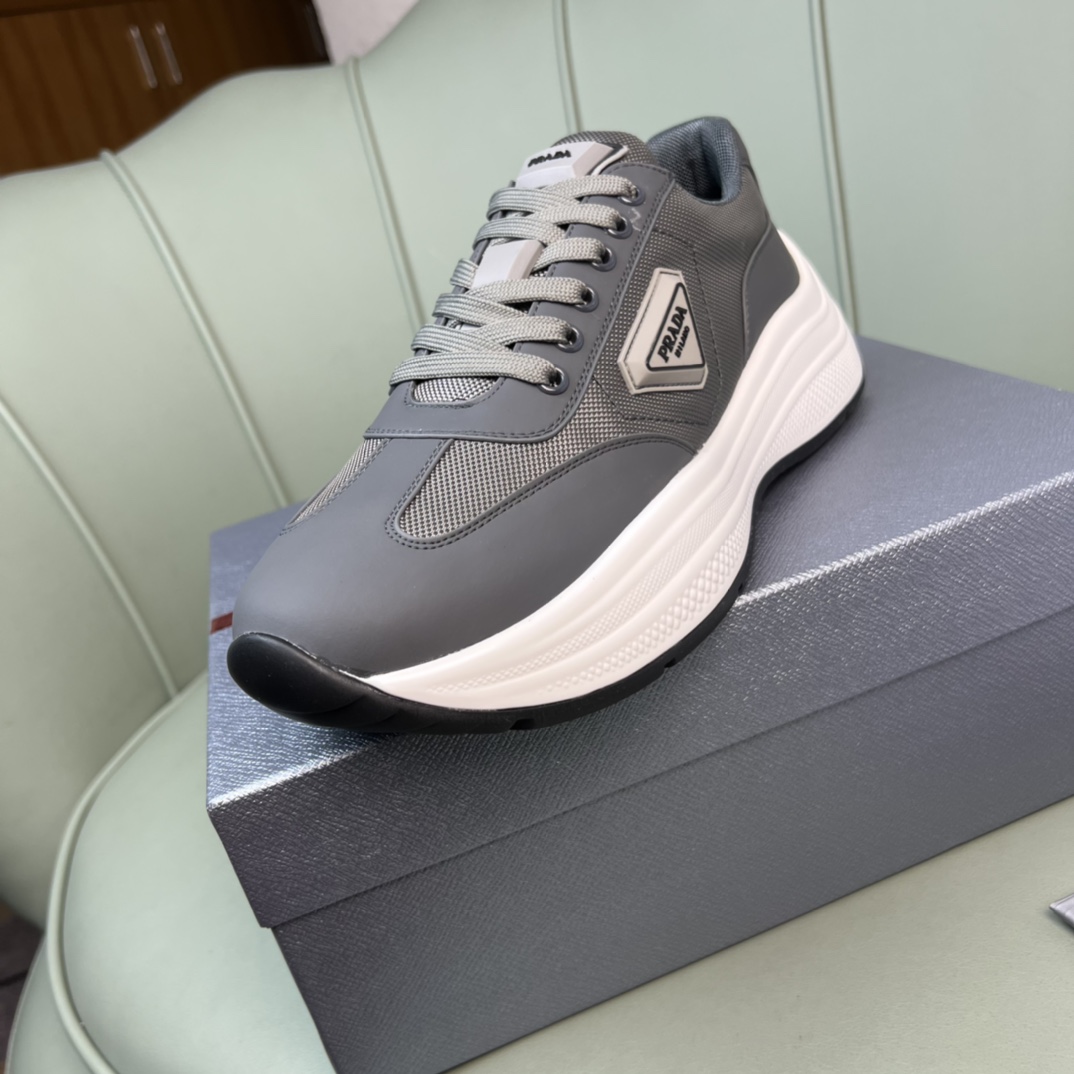 Men P*rada Top Sneaker （ ）