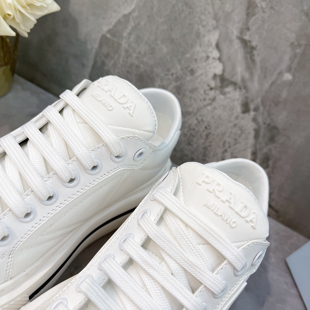 Men Women P*rada Top Sneaker ( )