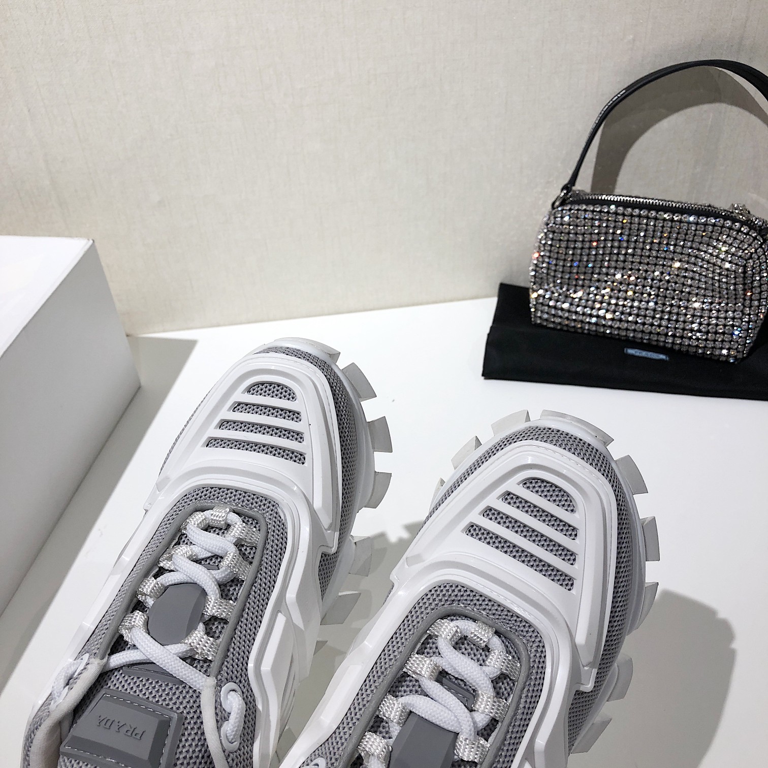 Men P*rada Top Sneaker （ ）