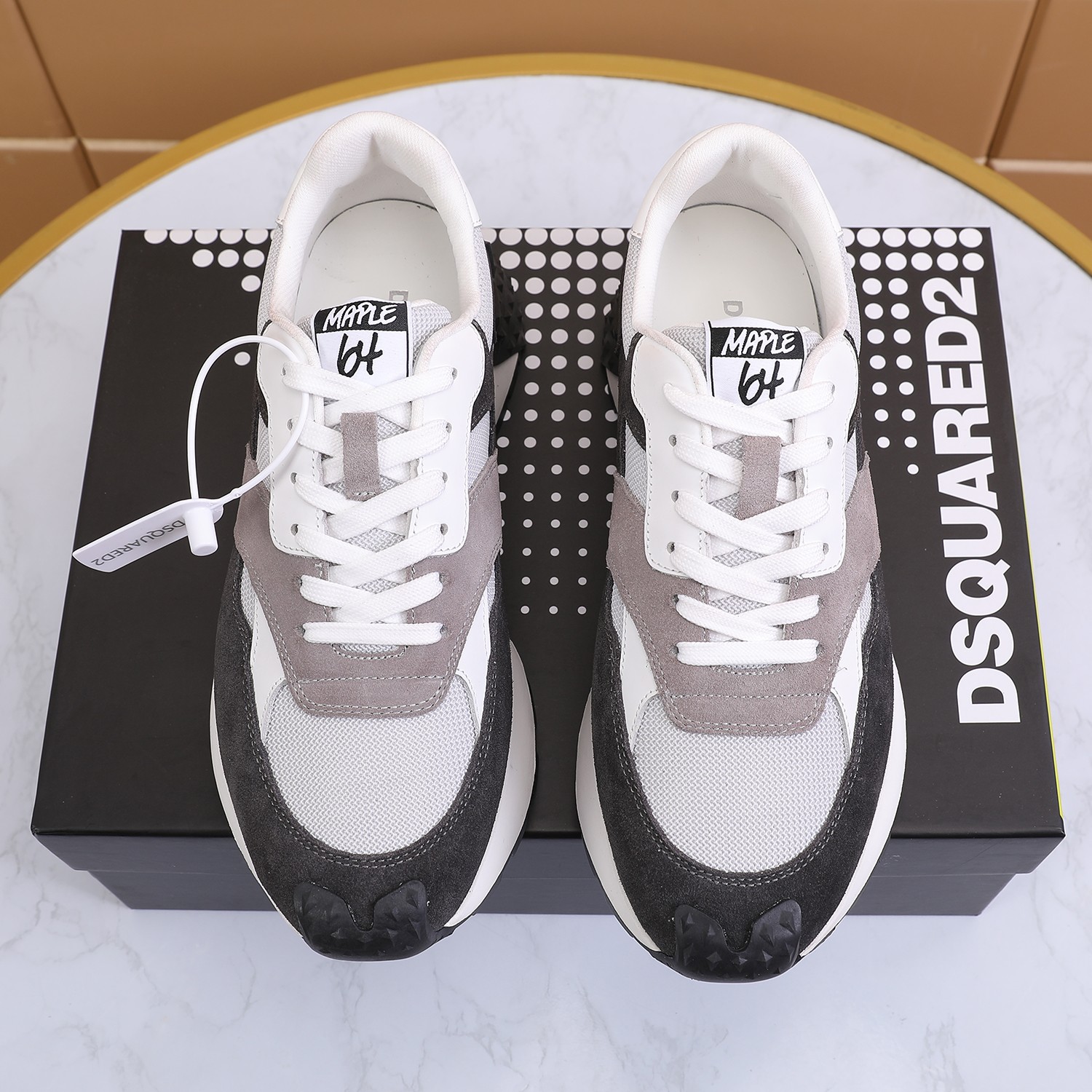 Men O*ff W*hite Top Sneakers