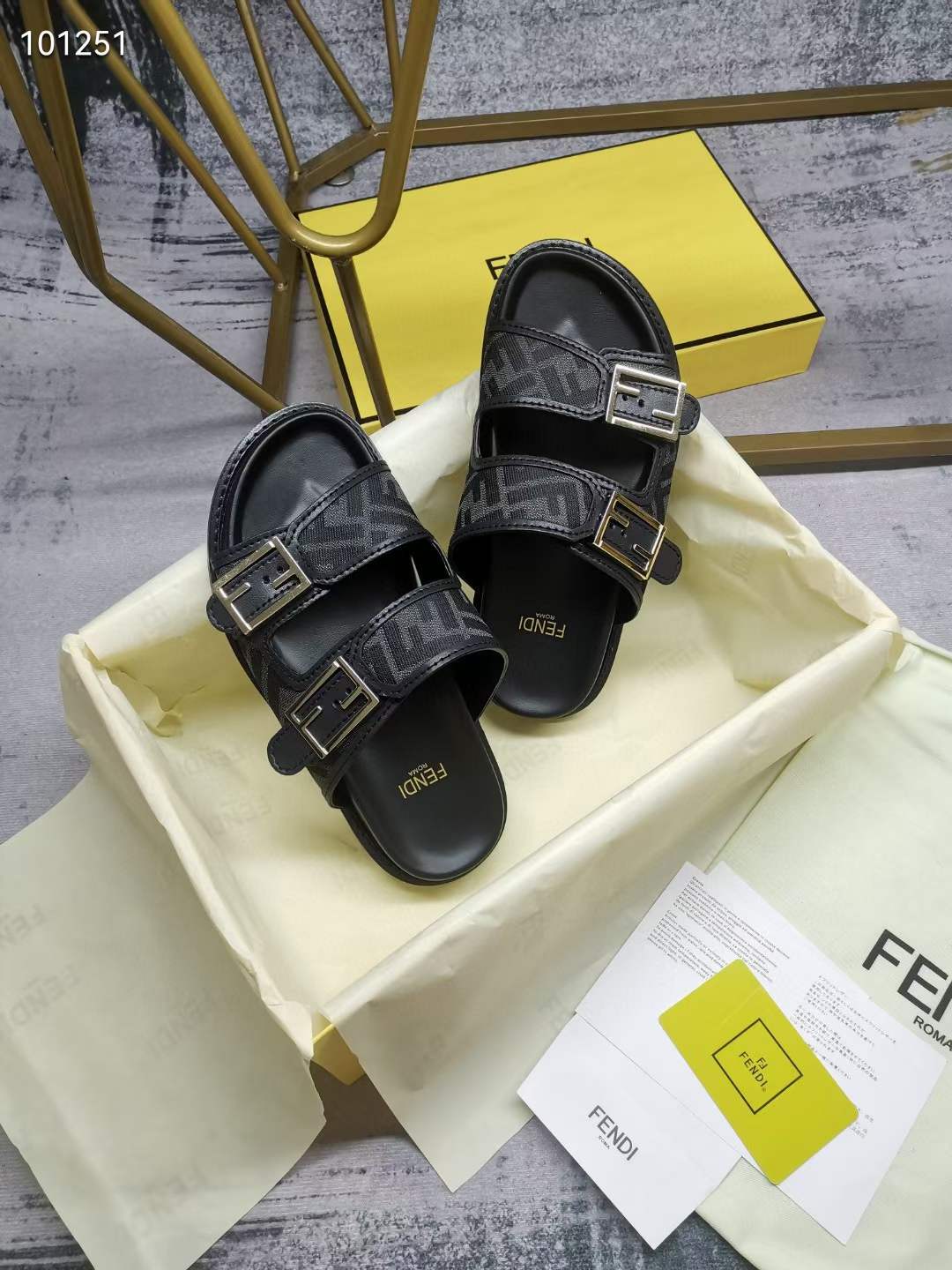 Women Men F*endi Top Sandals ( )