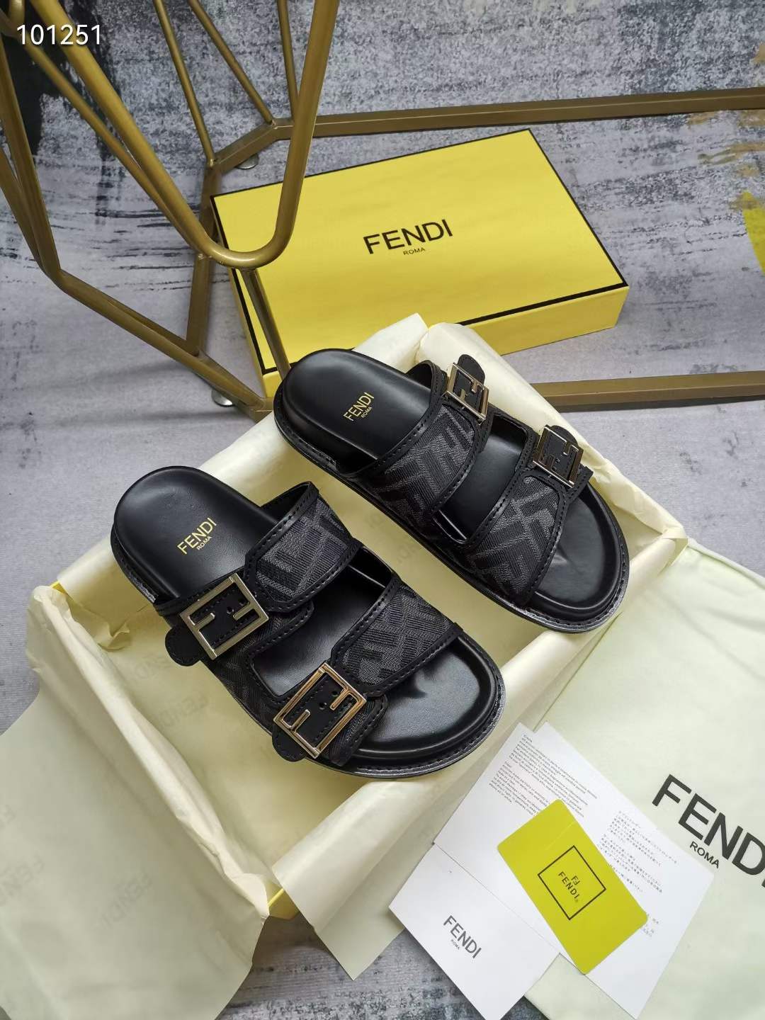 Women Men F*endi Top Sandals ( )