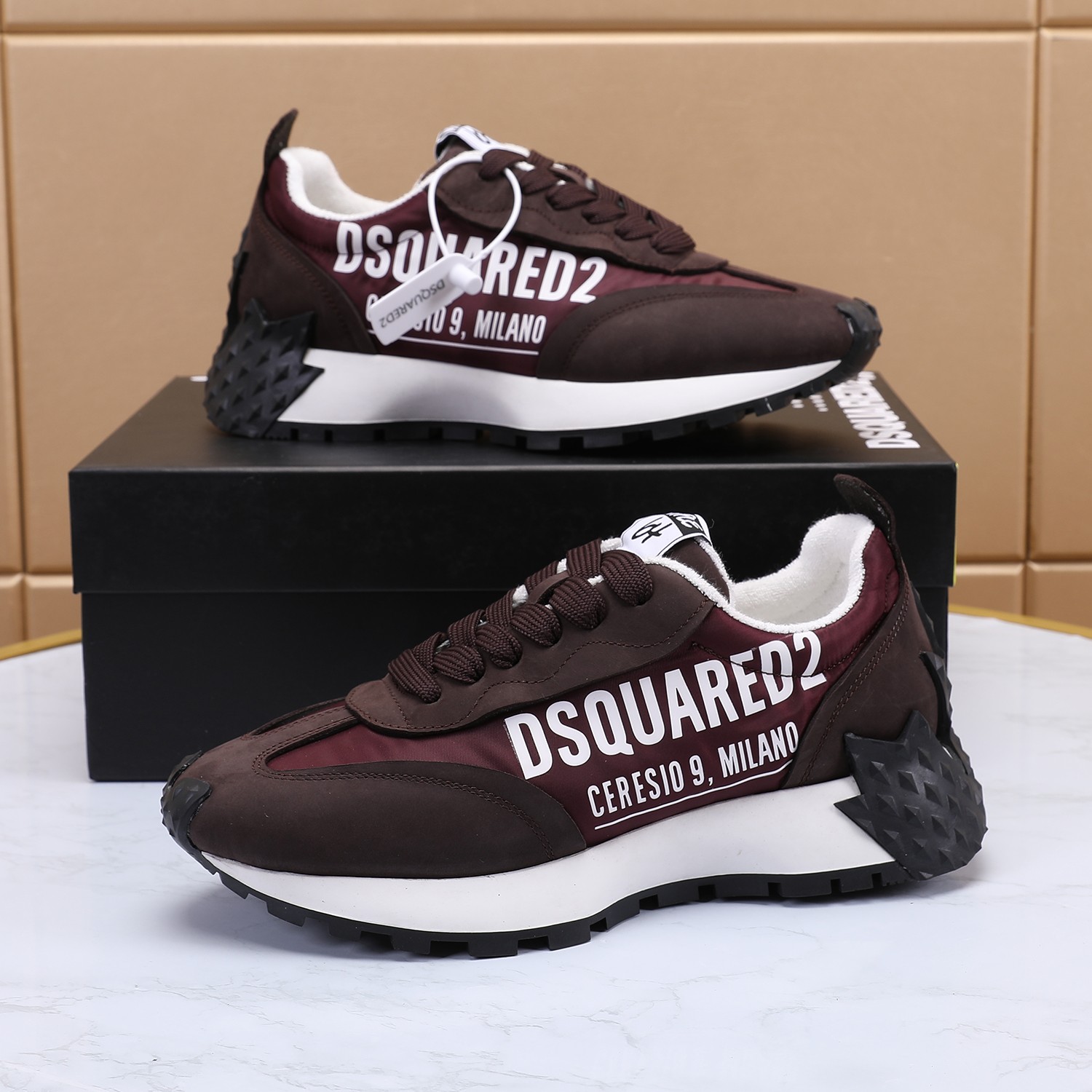 Men O*ff W*hite Top Sneakers