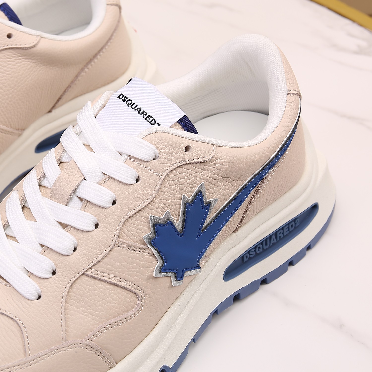 Men O*ff W*hite Top Sneakers