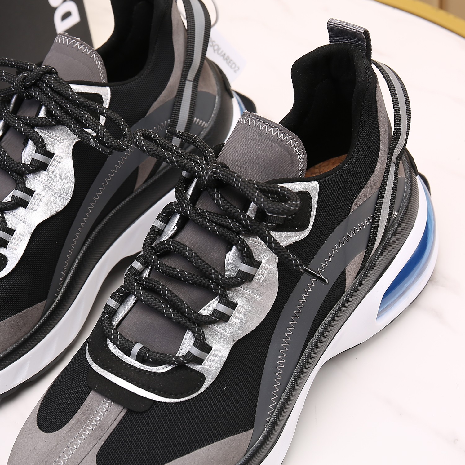 Men O*ff W*hite Top Sneakers