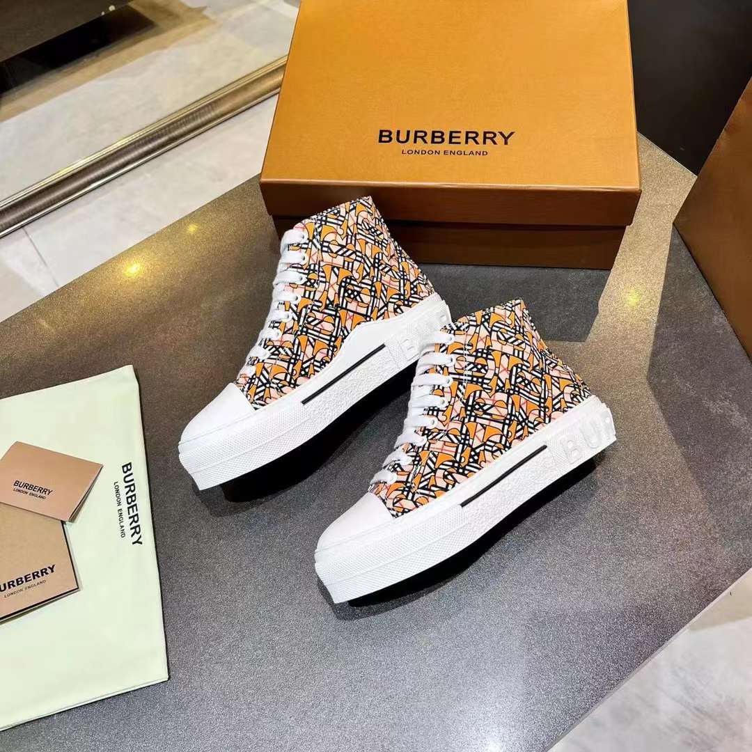 Men Women B*rberry Sneaker ()