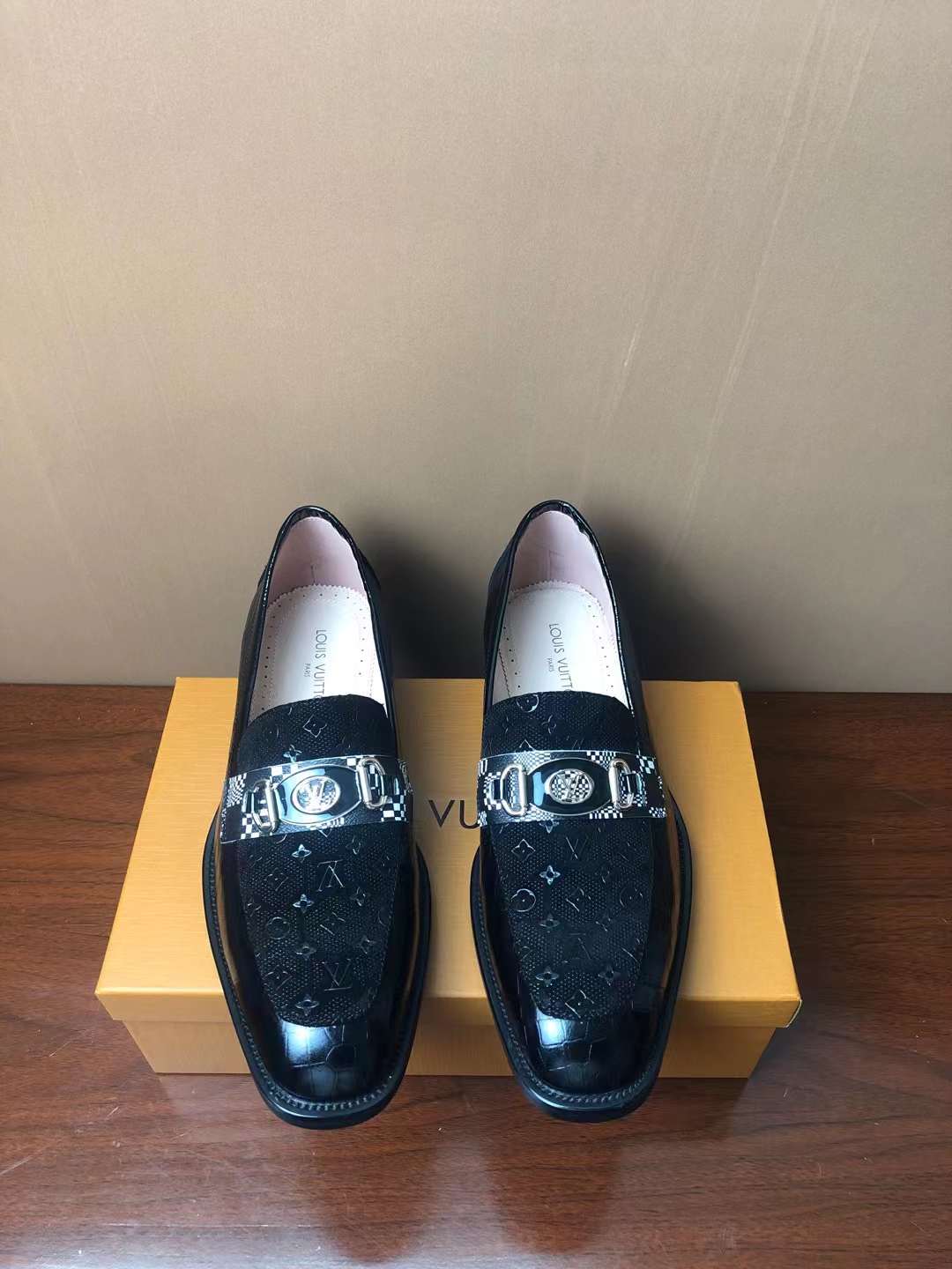 Men L*ouis V*uitton Top Sneaker οΌοΌ