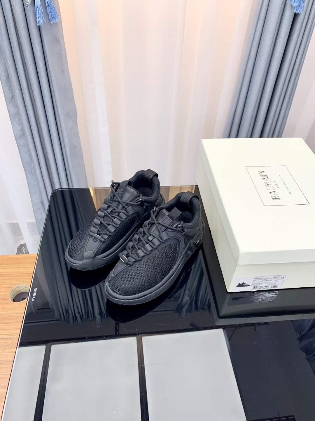 Men Women B*almain Top Sneakers