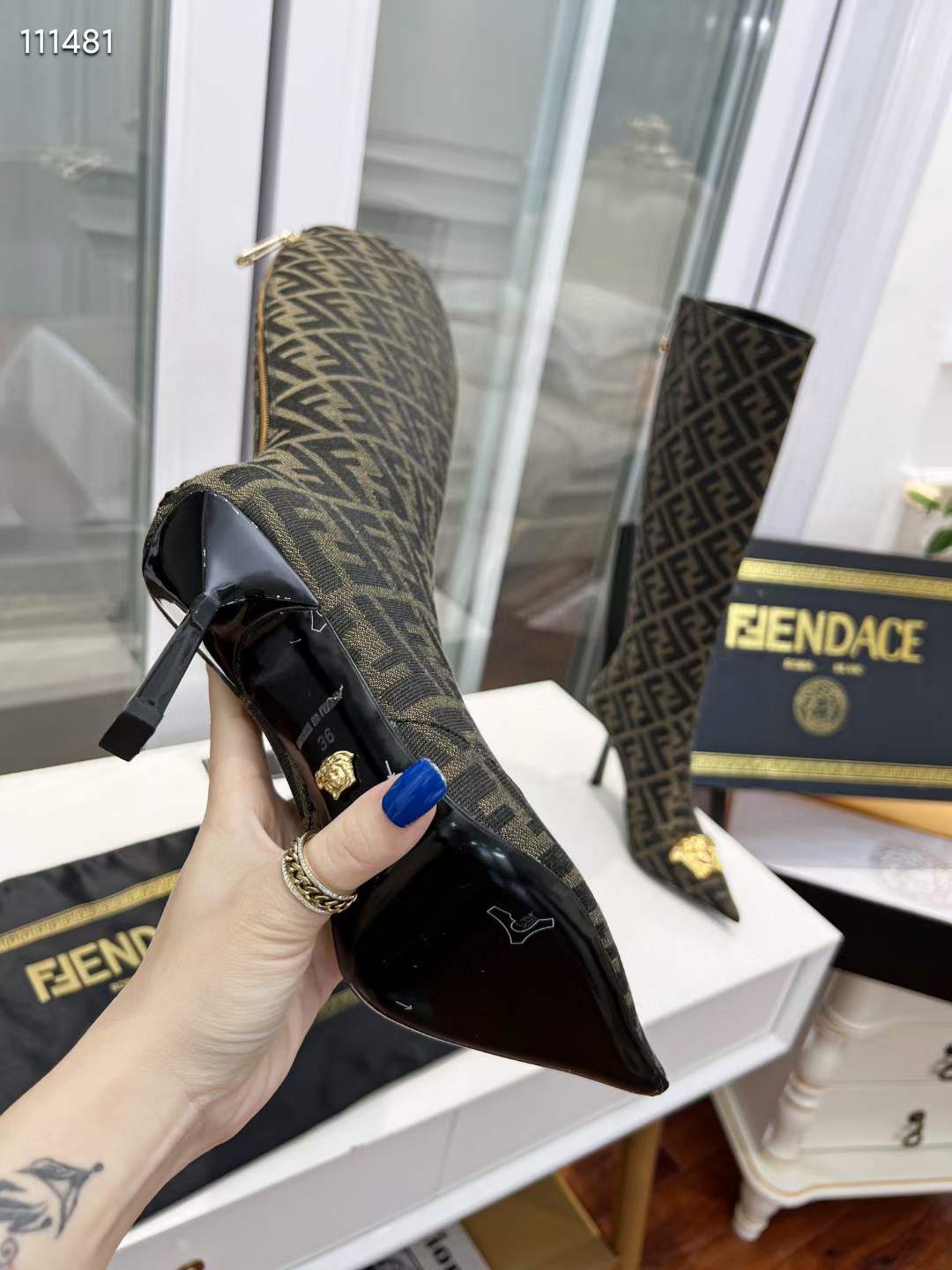 Women F*endi Top boots