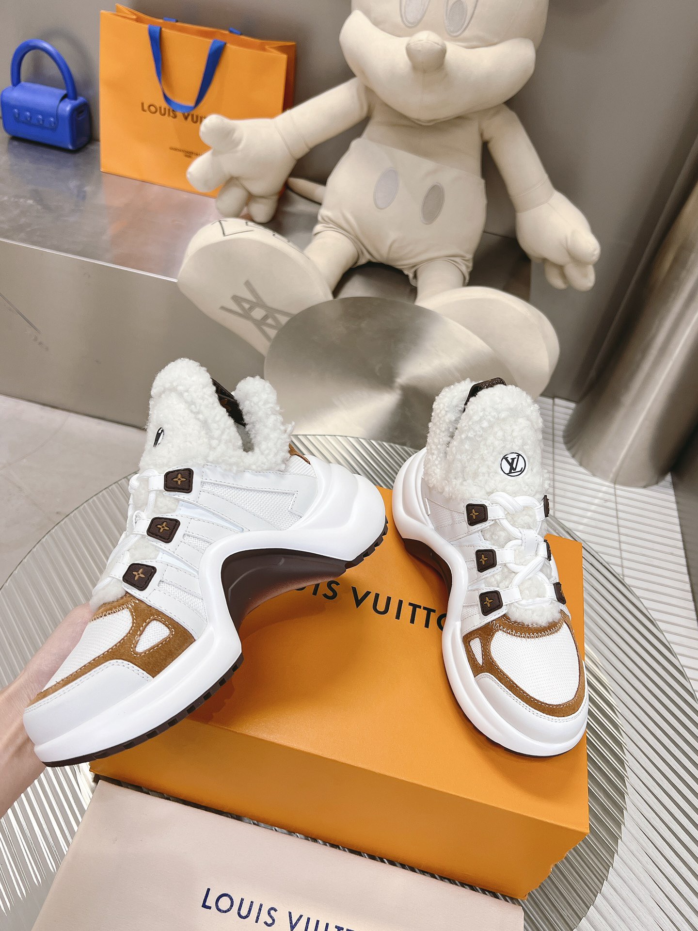 Women L*ouis V*uitton Top Sneaker Maikesneakers