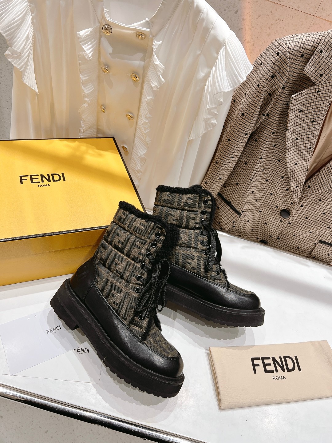 Women F*endi Top Boots Maikesneakers