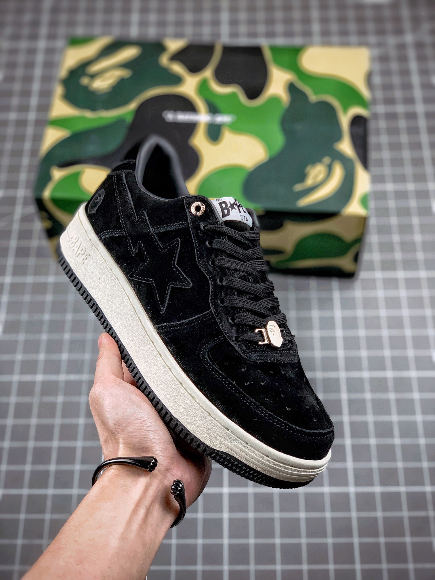 Men Women B*ape sta low Top Sneaker