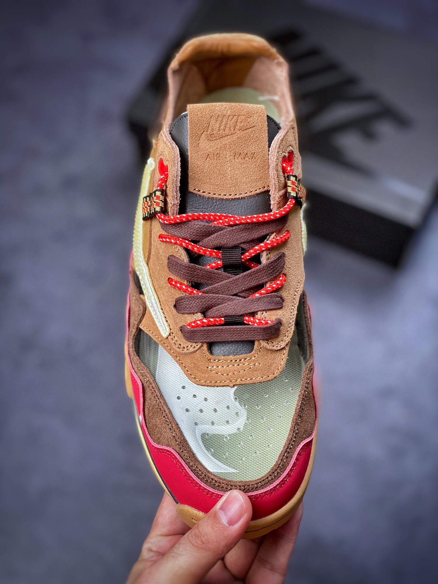 Men clot Nike Air Max 1 kiss of death