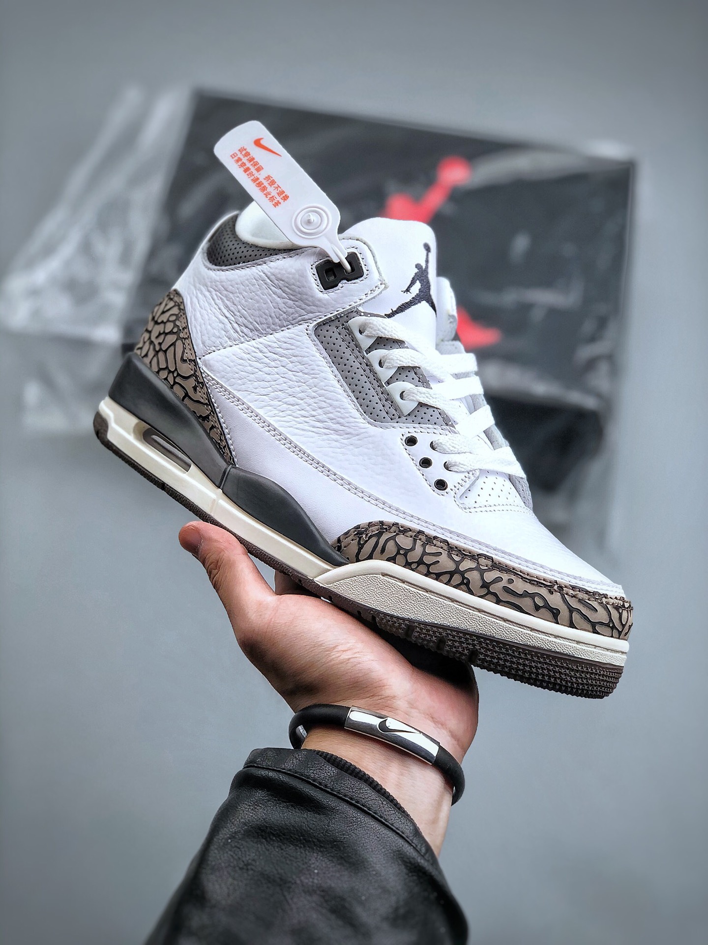 NIKE Air Jordan 3