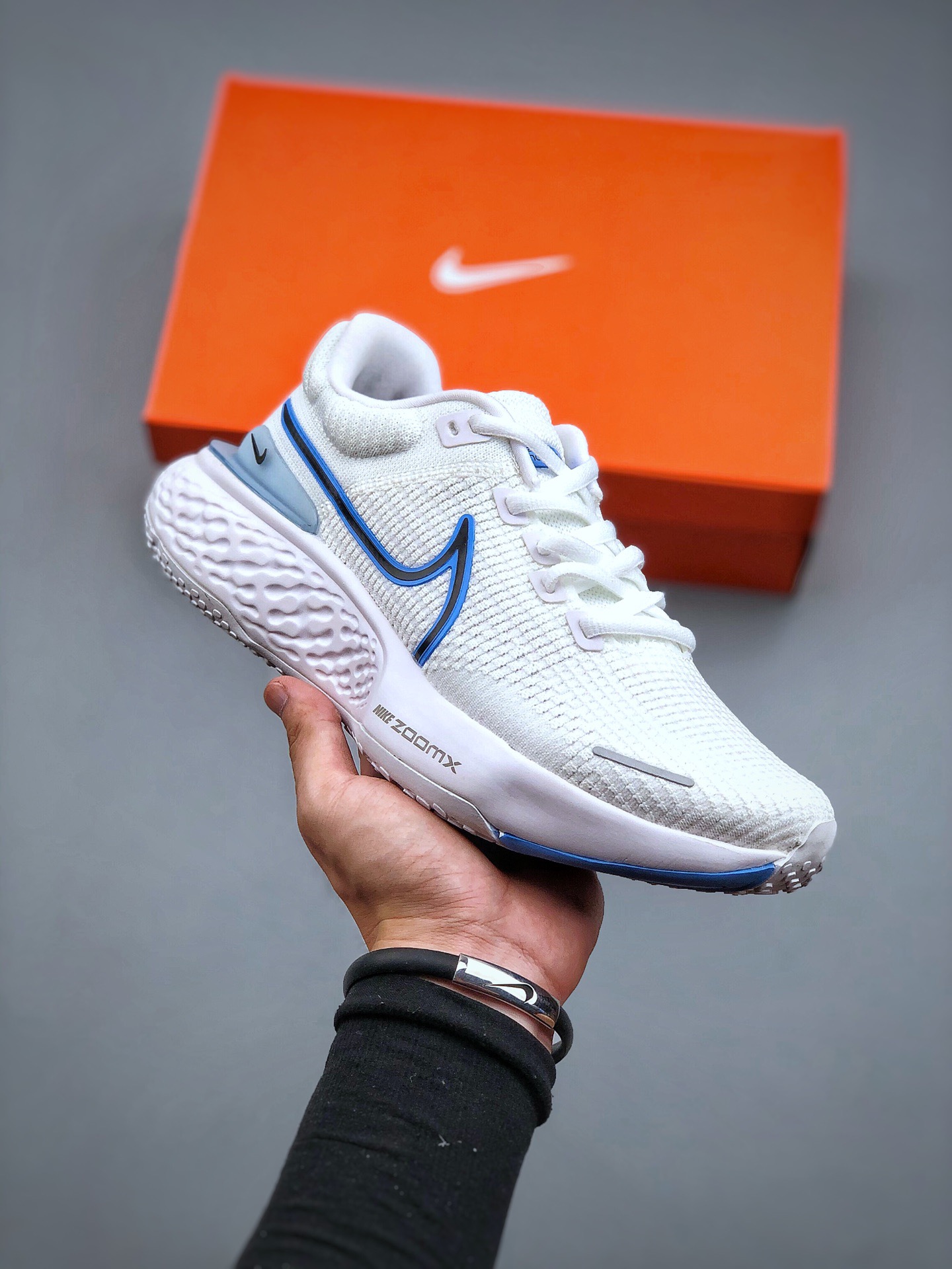 Men Women Nike zoomx invincible run fk