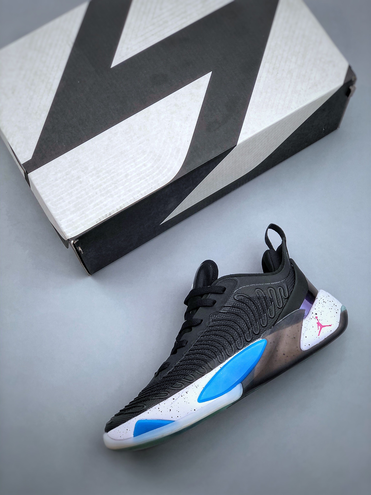 Nike Air Jordan luka 1