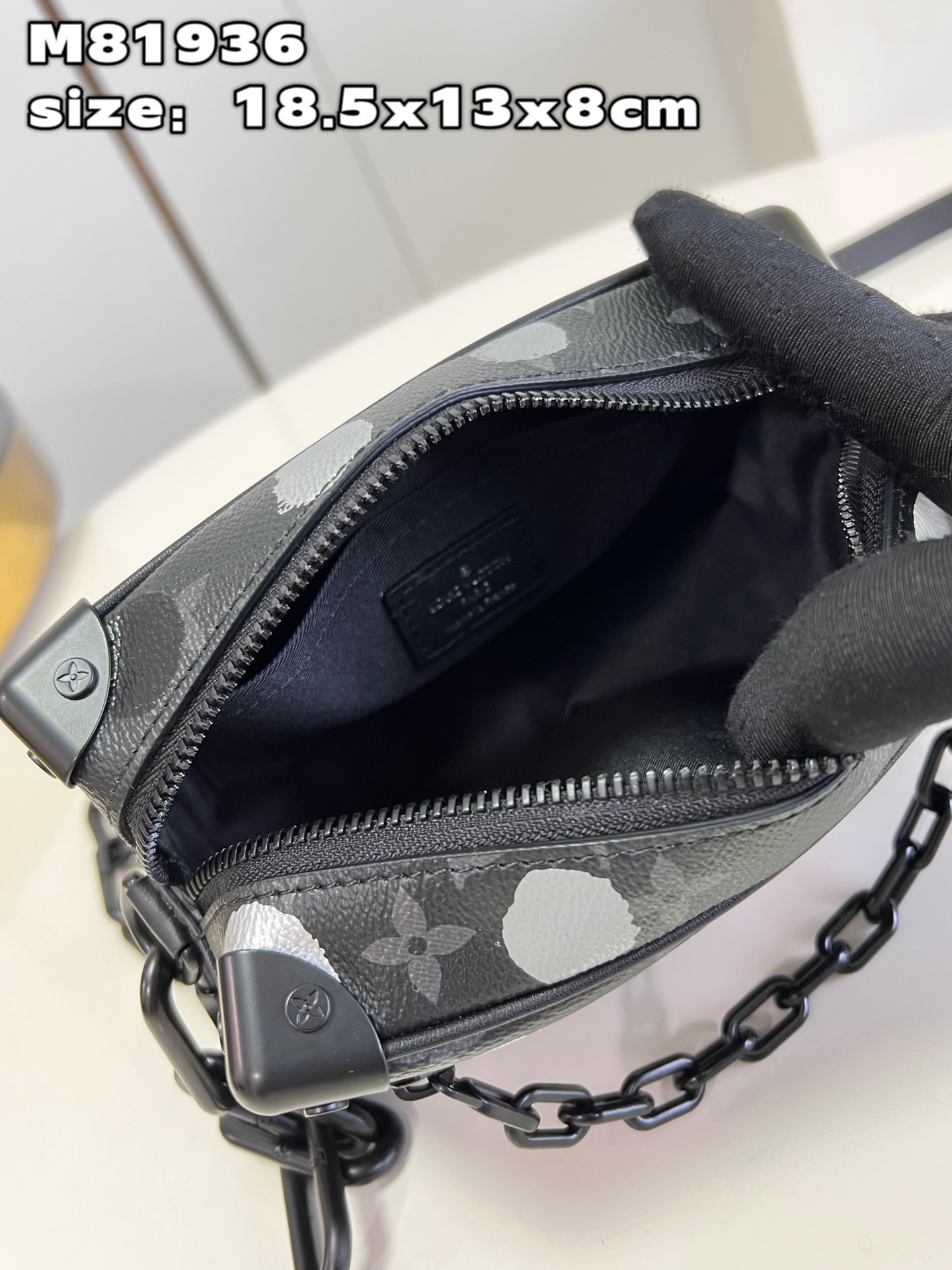 L*ouis V*uitton Top Bag