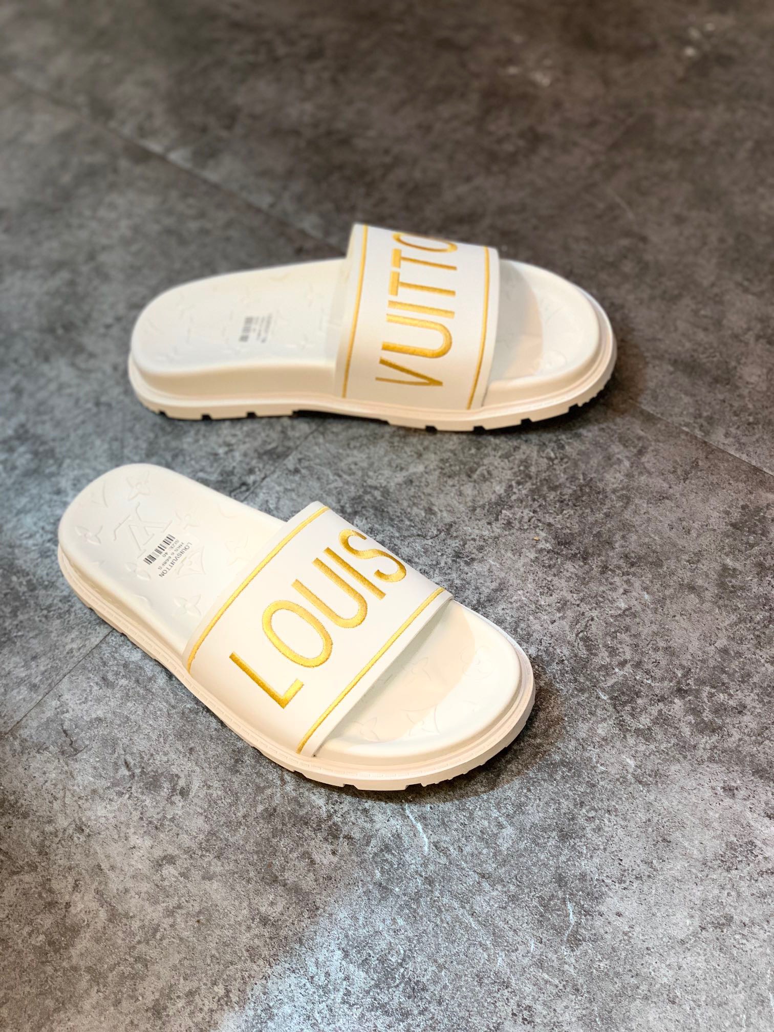 Men L*ouis V*uitton Top Slippers