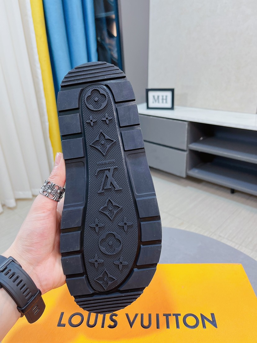Men L*ouis V*uitton Top Slippers