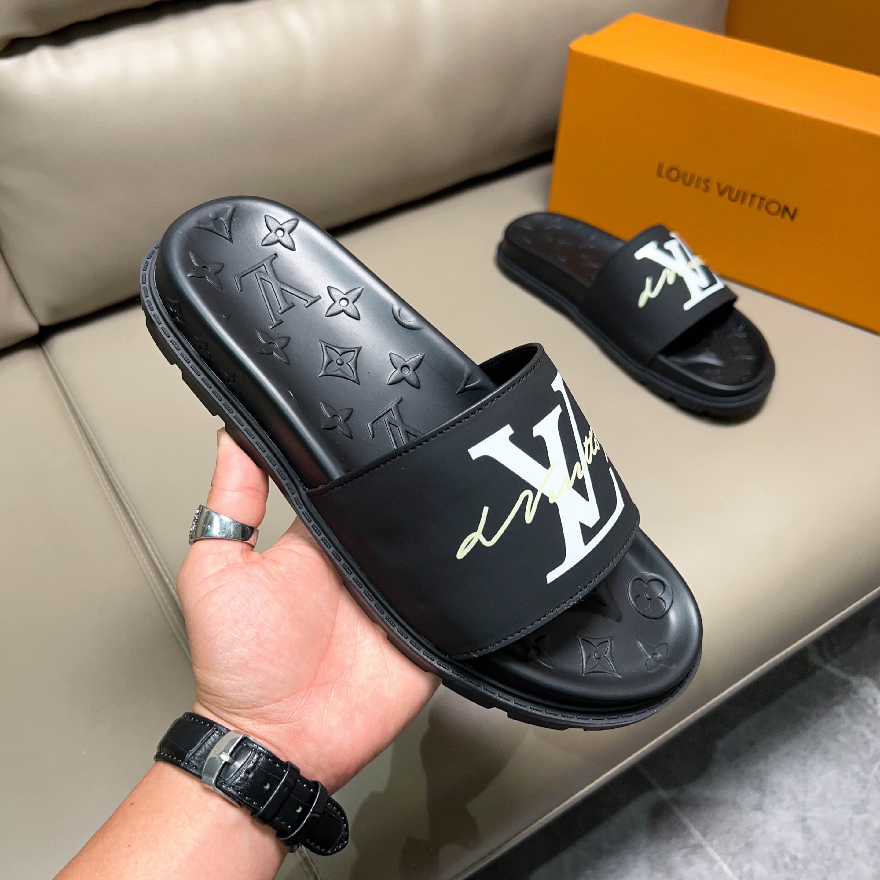 Men L*ouis V*uitton Top Slippers