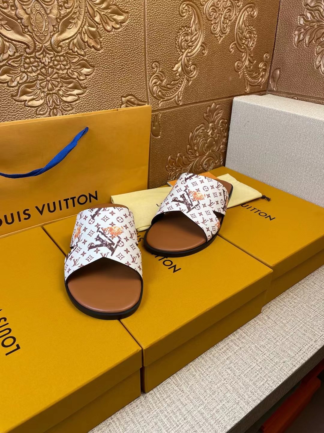 Men L*ouis V*uitton Top Slippers