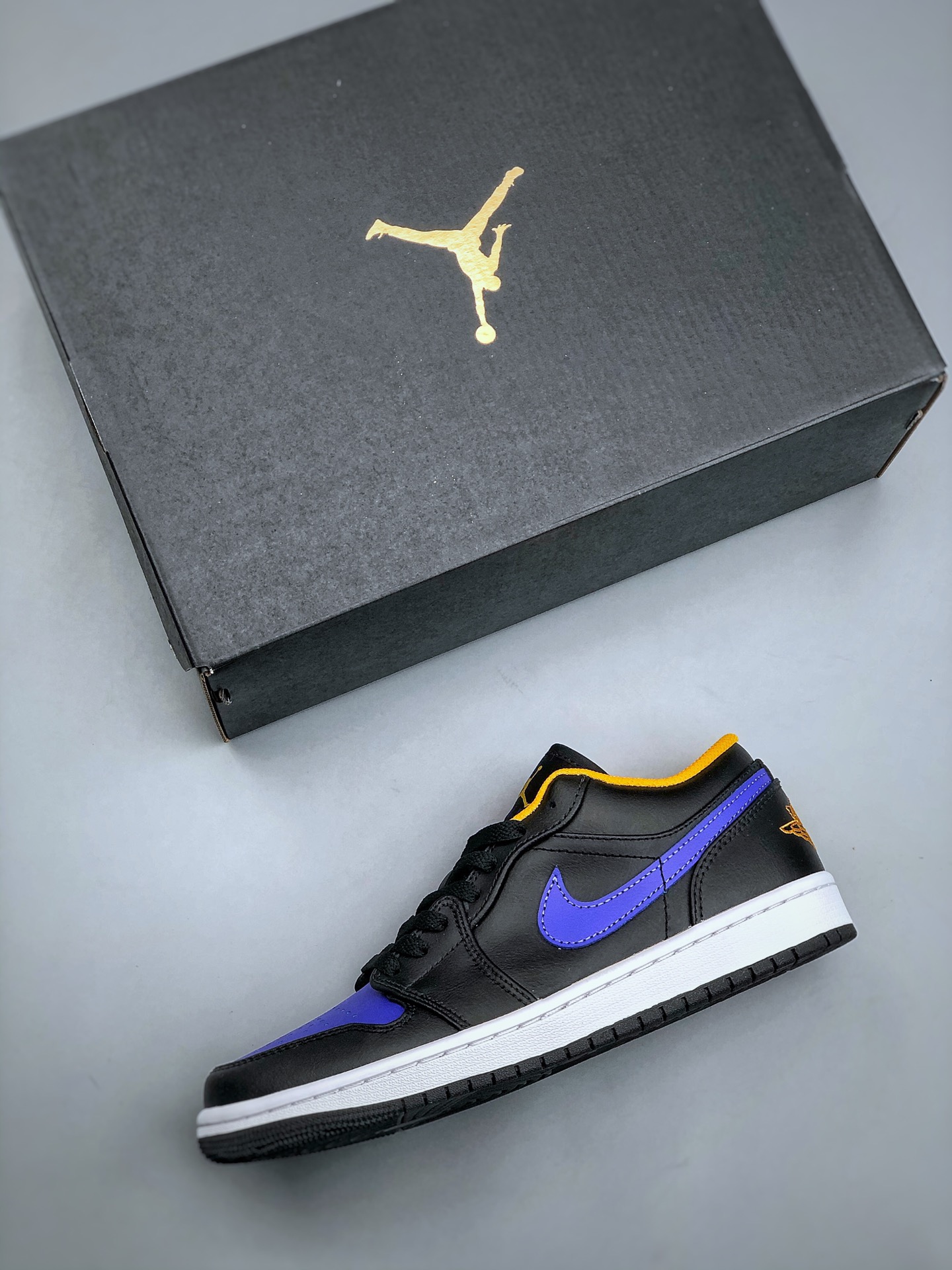 2023 Nike Air Jordan 1 low AJ1