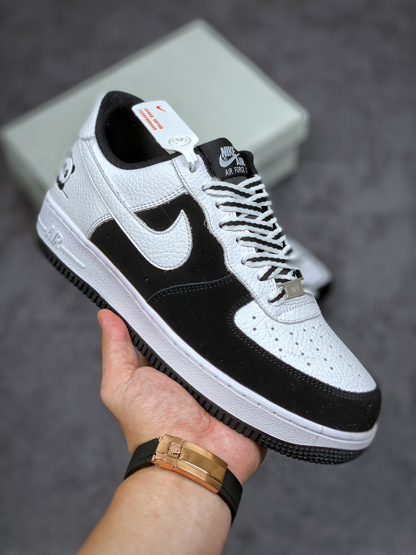 Nike Air Force 1