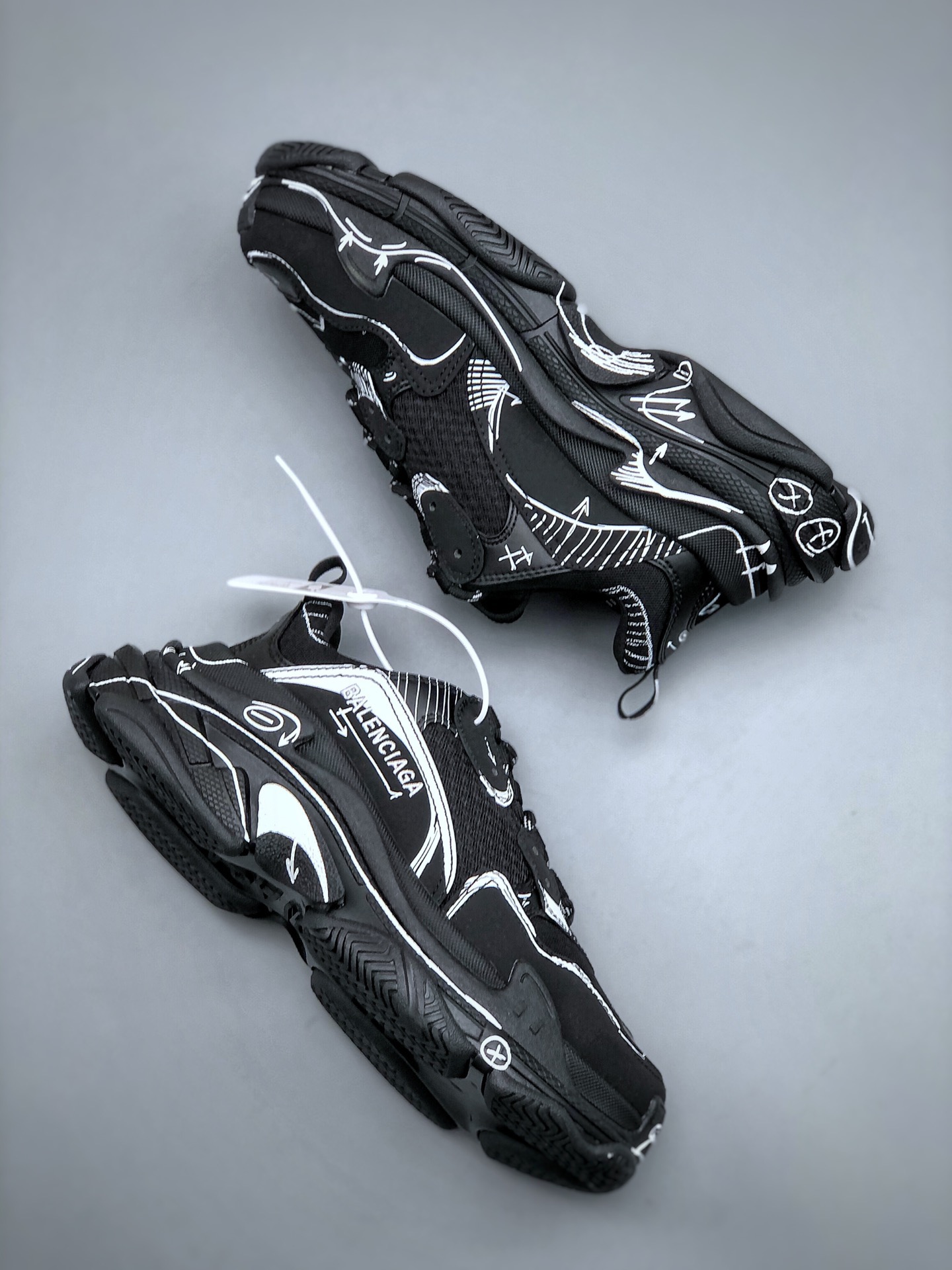 B*alenciaga Top Sneakers