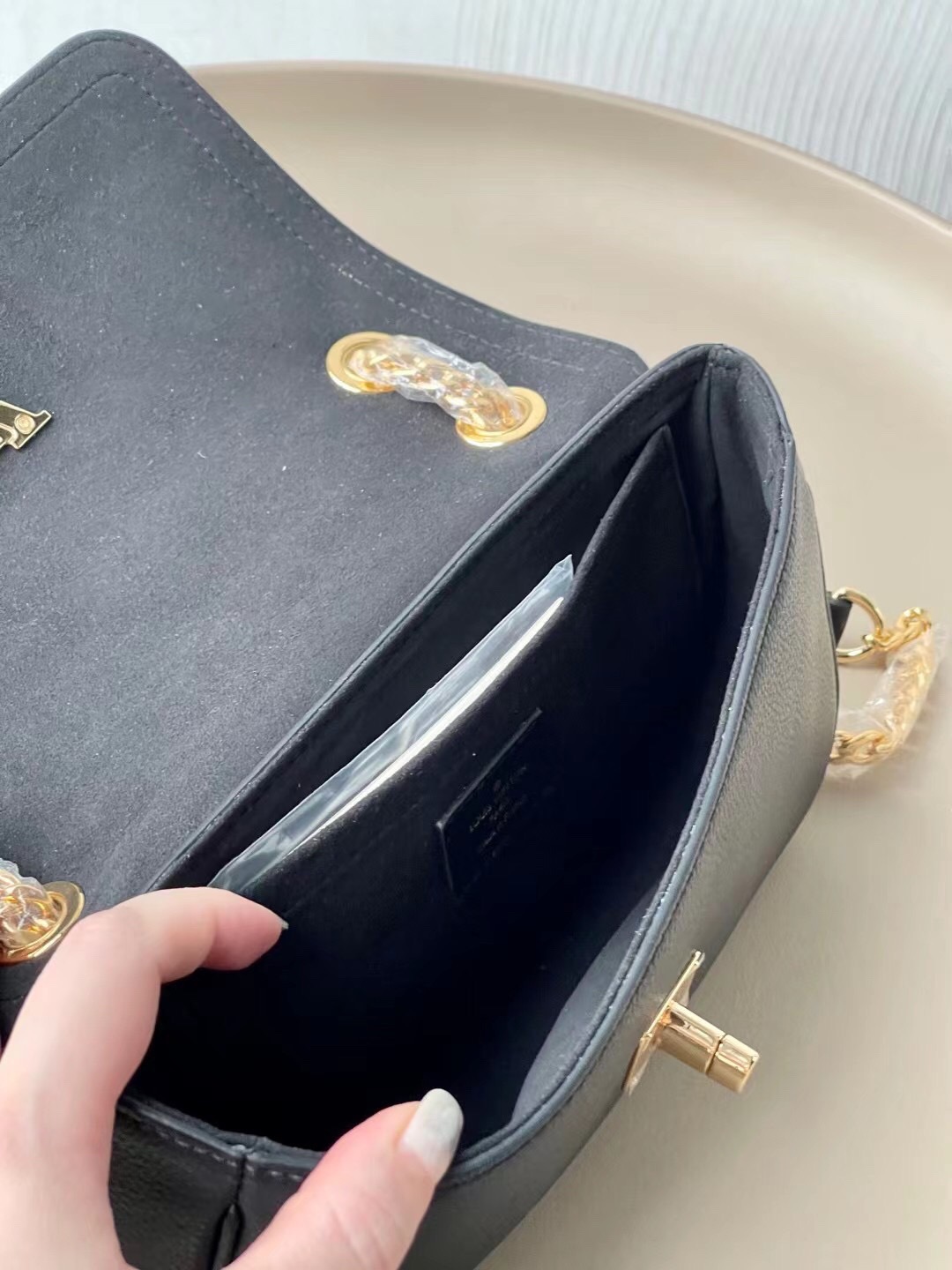 L*ouis V*uitton Top Bag