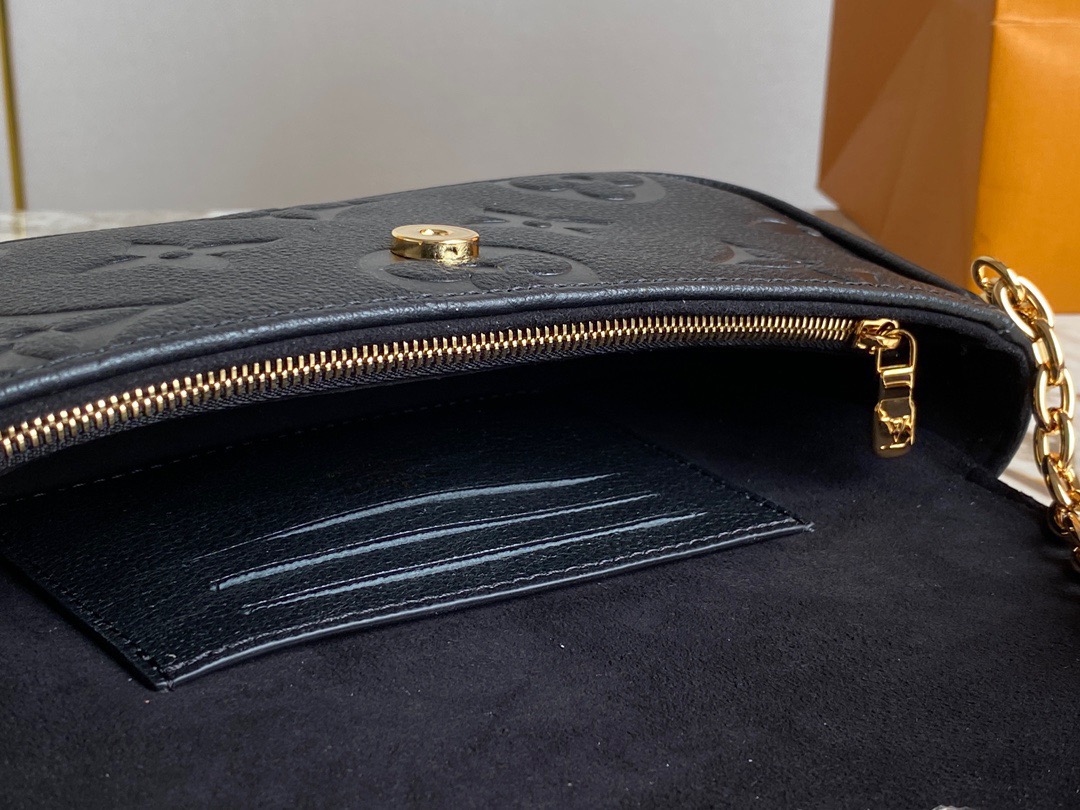 L*ouis V*uitton Top Bag