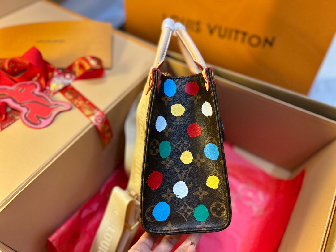 L*ouis V*uitton Top Bag