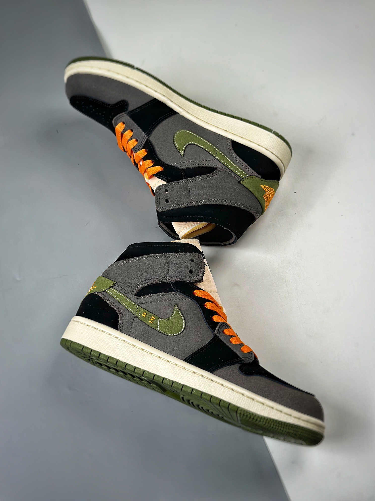 Air Jordan 1 High AJ1