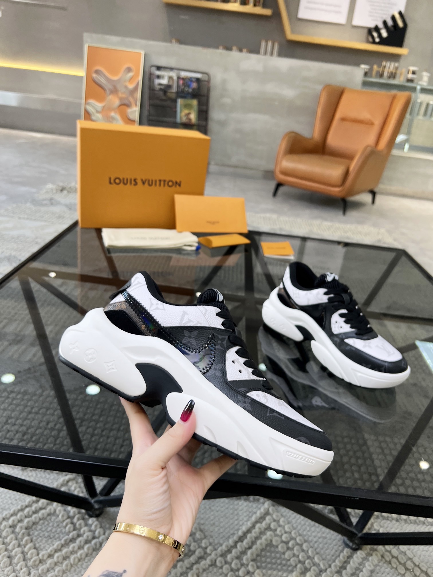 Men L*ouis V*uitton x NIKE Sneakers Maikesneakers