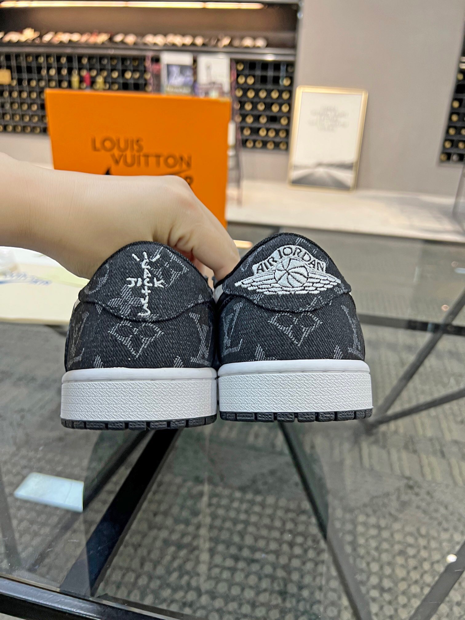 Men L*ouis V*uitton x NIKE Sneakers Maikesneakers