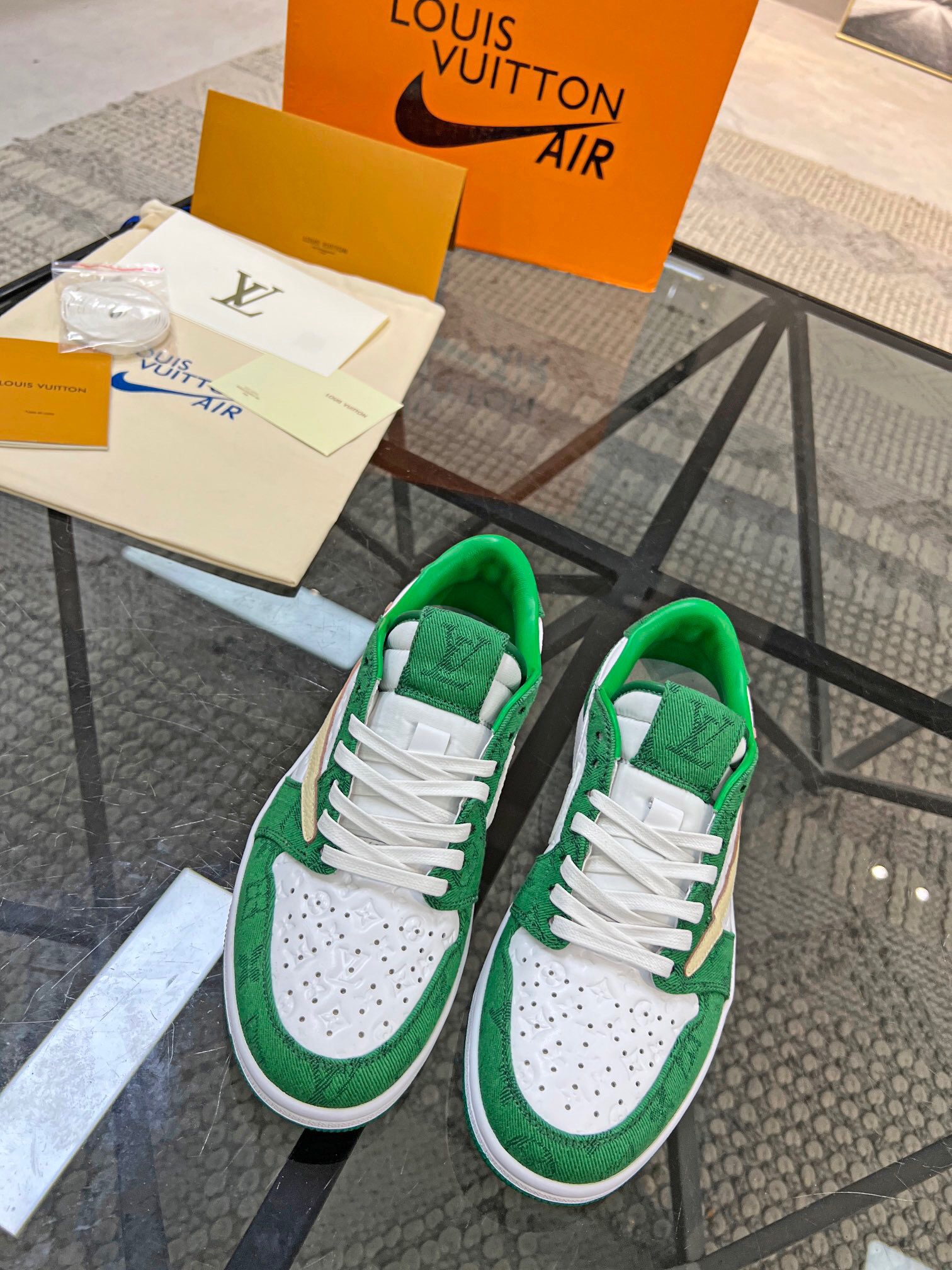 Men L*ouis V*uitton x NIKE Sneakers Maikesneakers