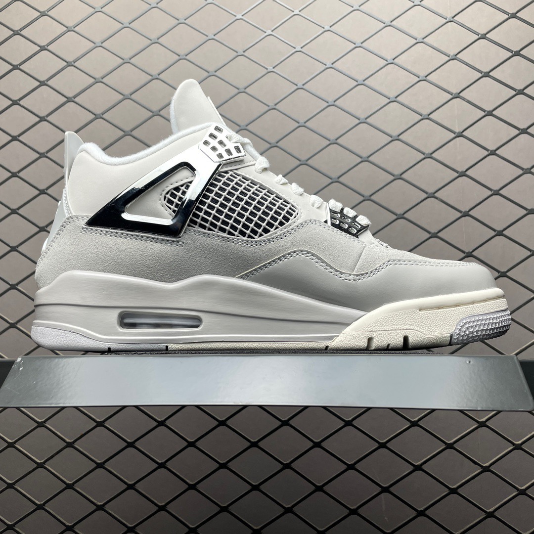 Top quality Air Jordan 4 sneaker