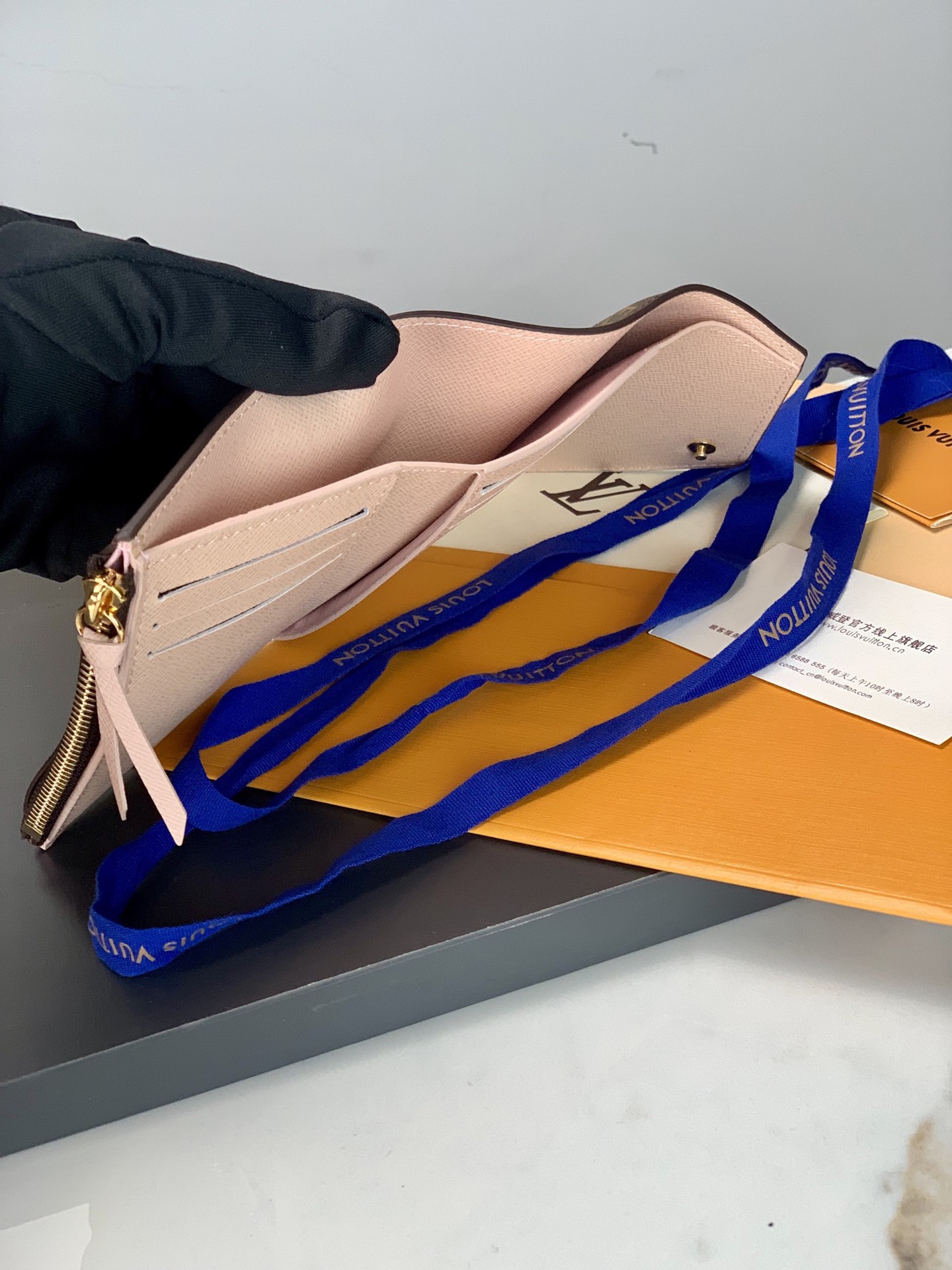 L*ouis V*uitton Top Bag