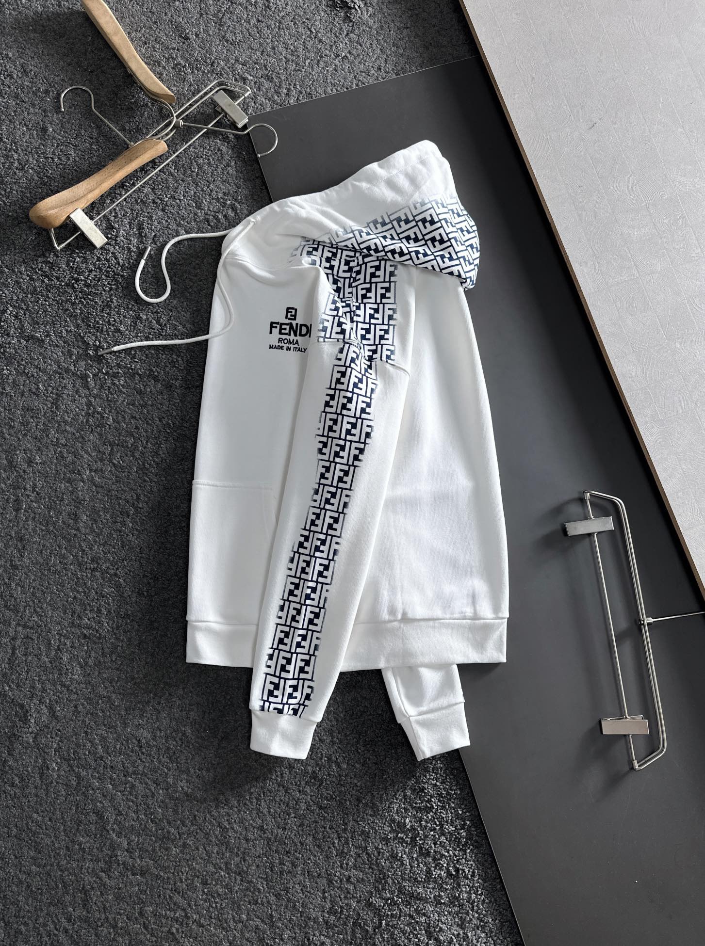 Men Sweater Top Quality （）