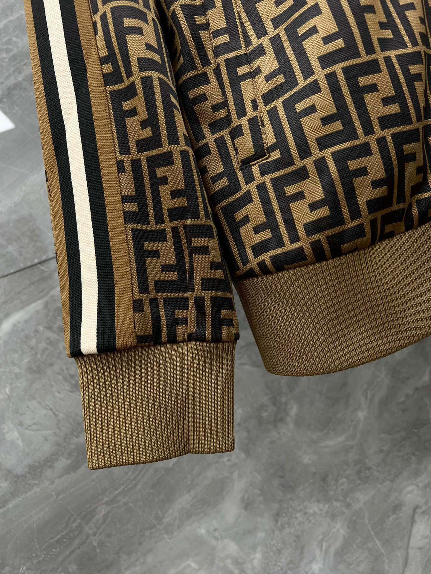 Men Sets Top Quality