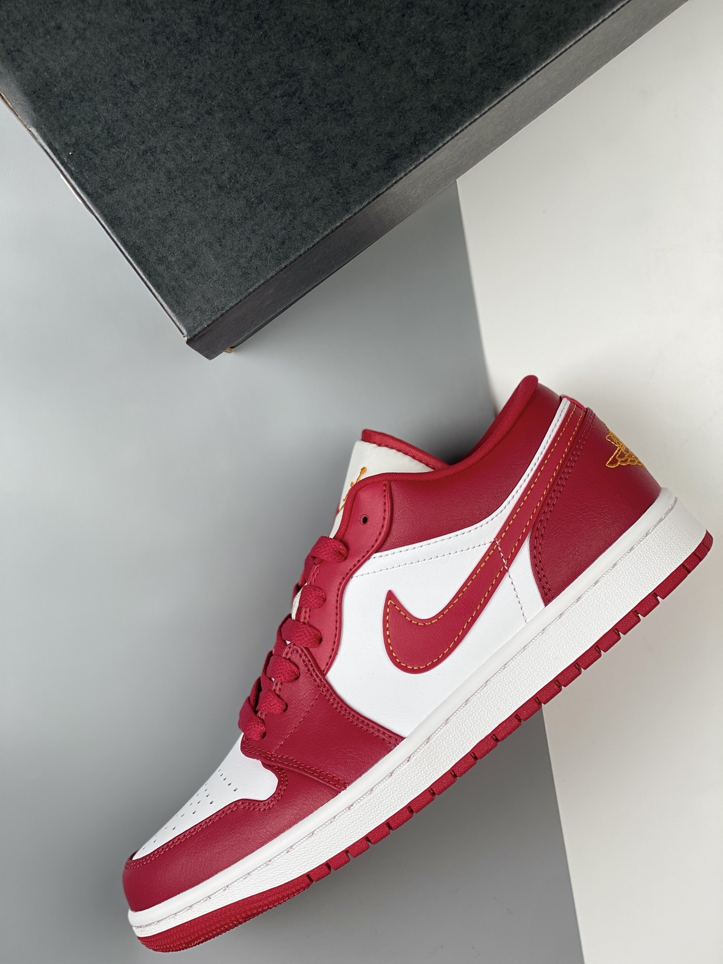 Nike Air Jordan 1 low AJ1