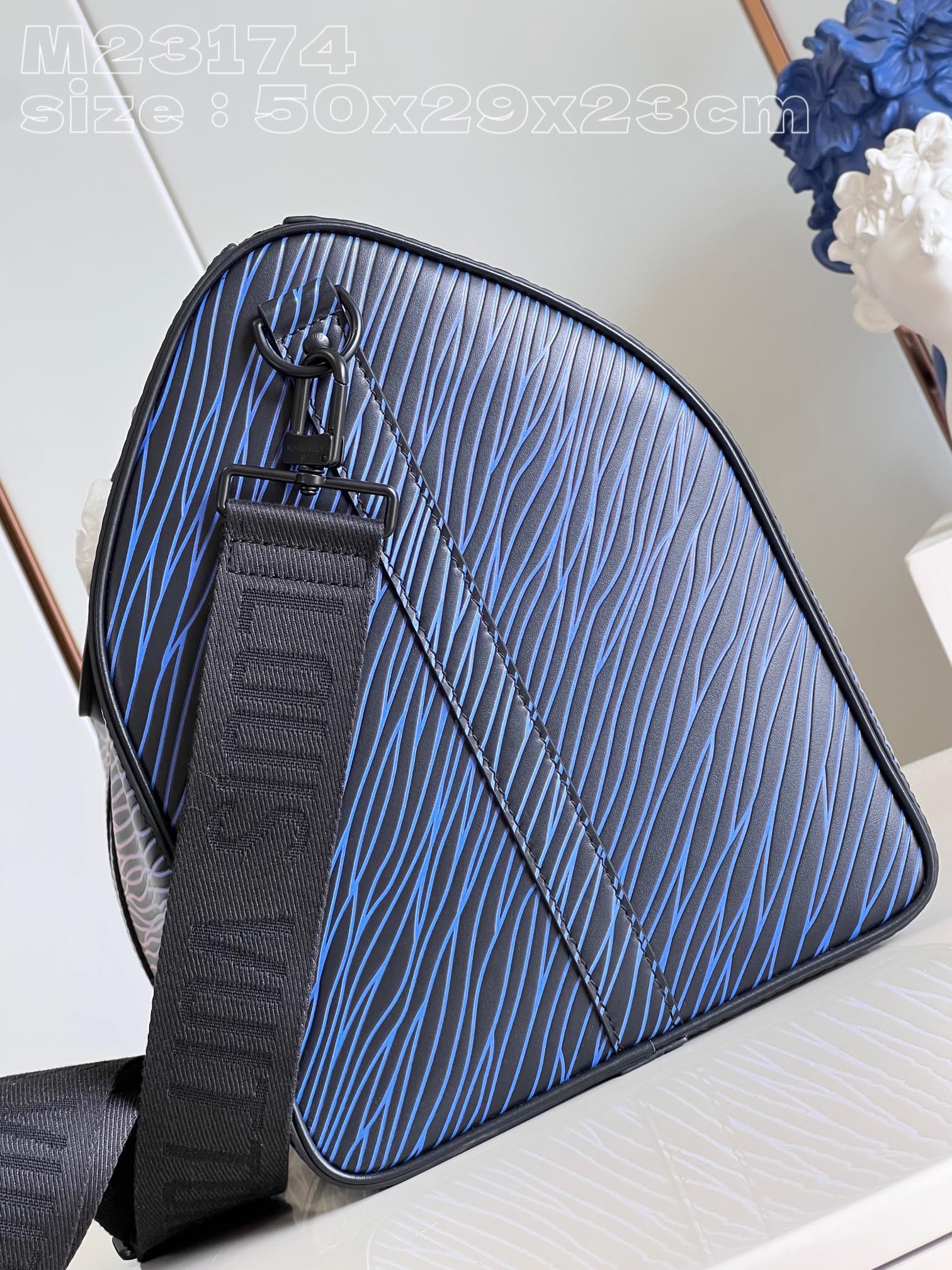 L*ouis V*uitton Top Bag