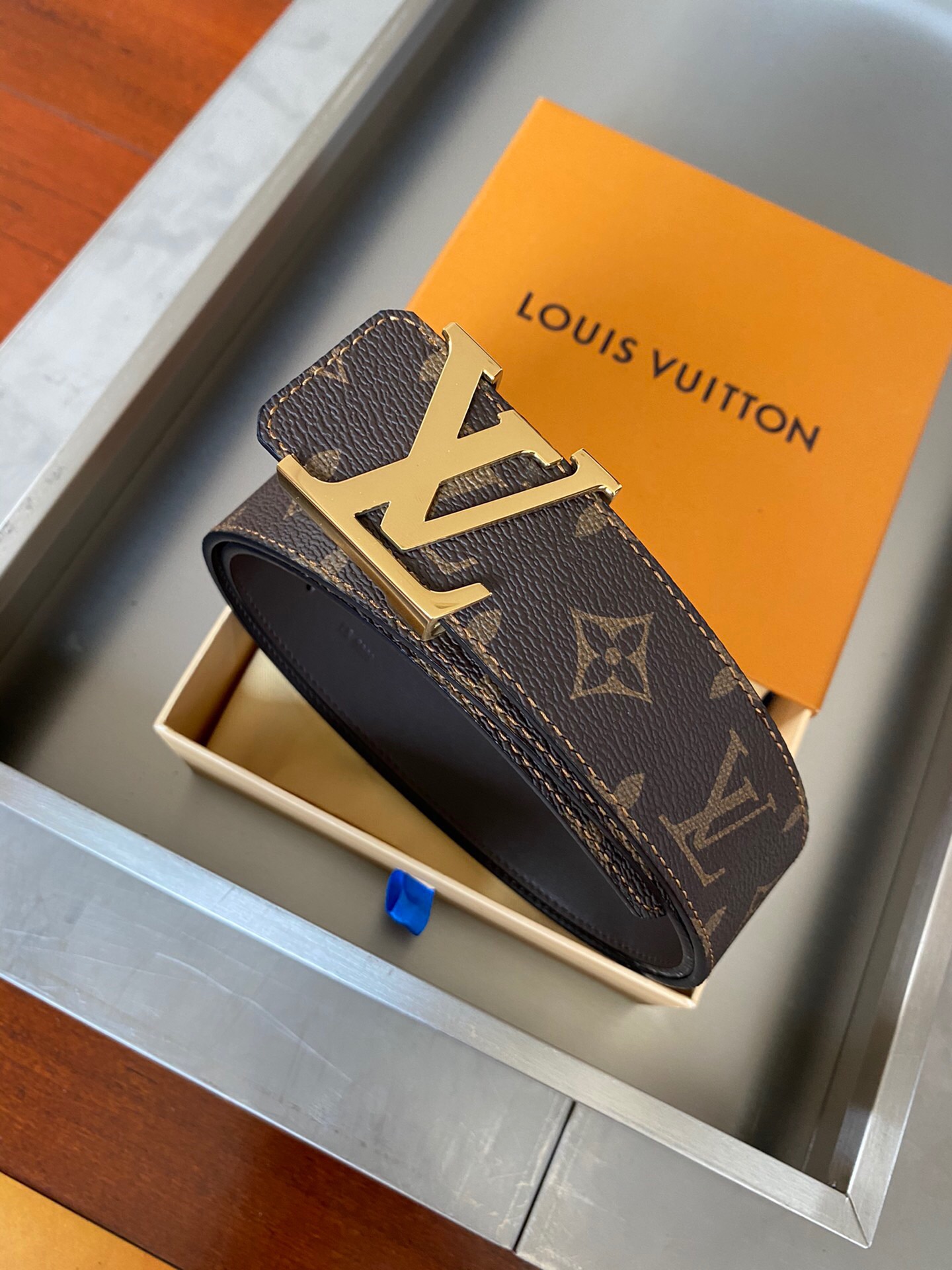 L*ouis V*uitton Top Version 40MM