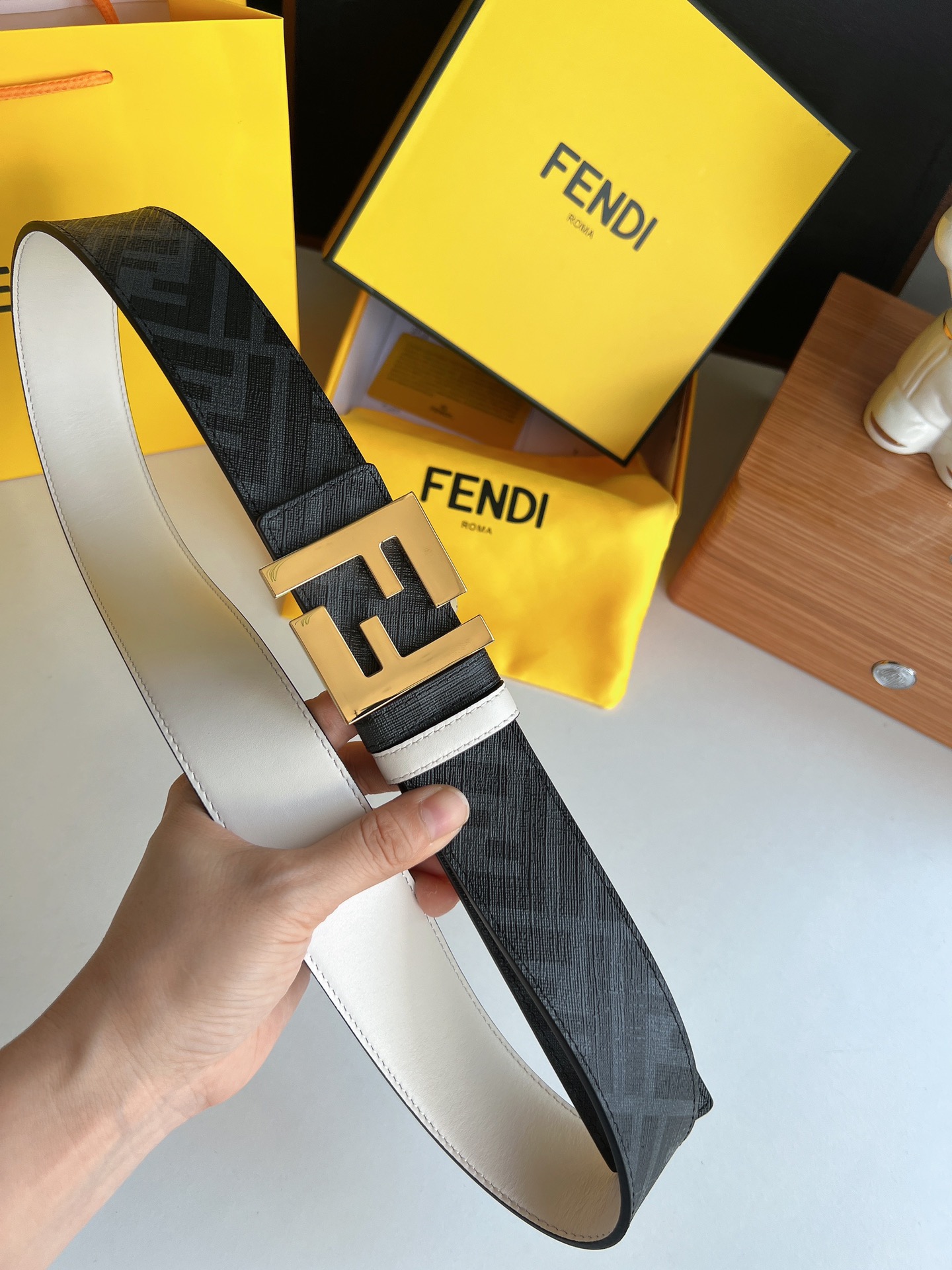 L*ouis V*uitton Top Version 40MM