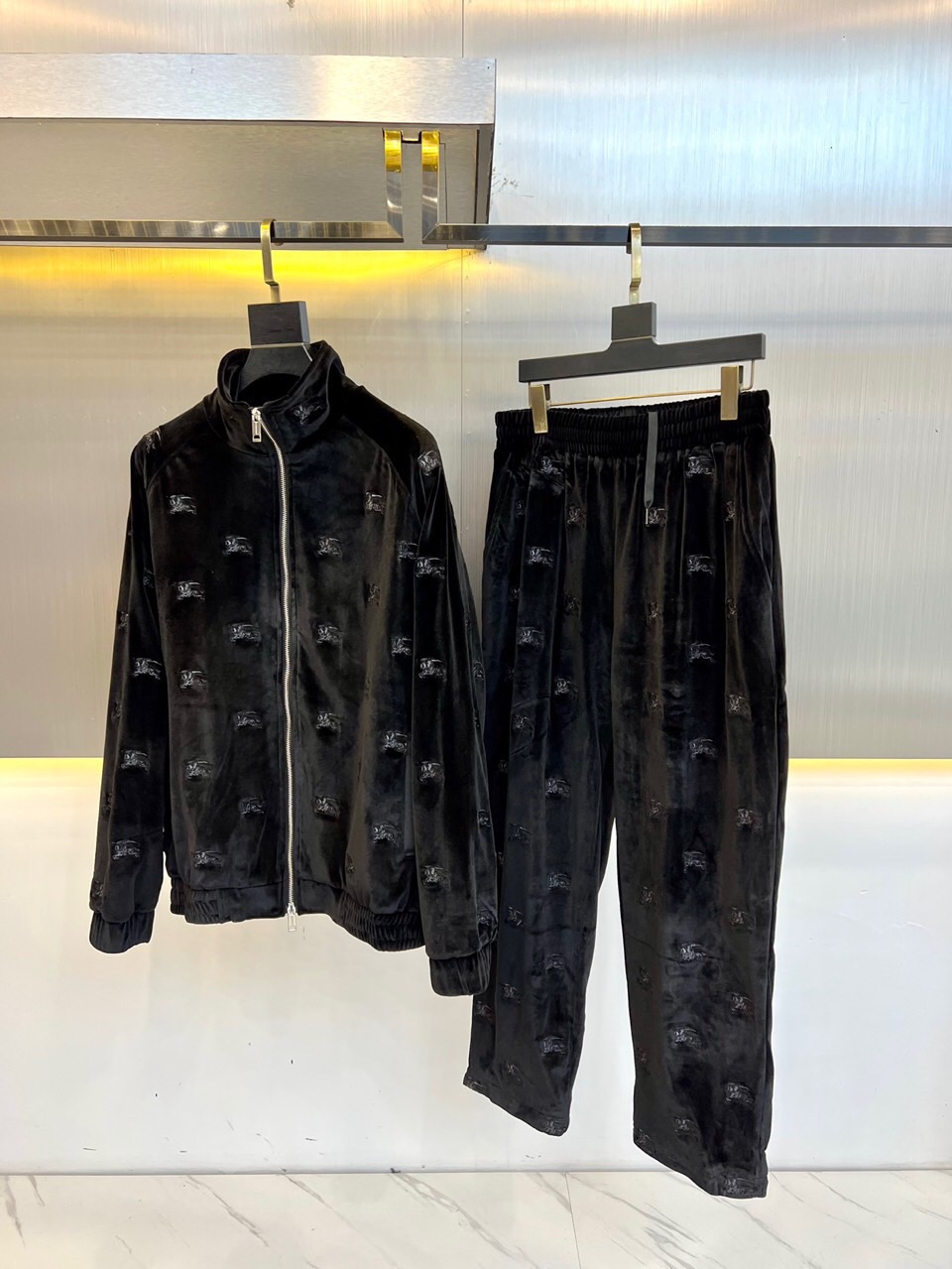 Men suits Top Quality 2023