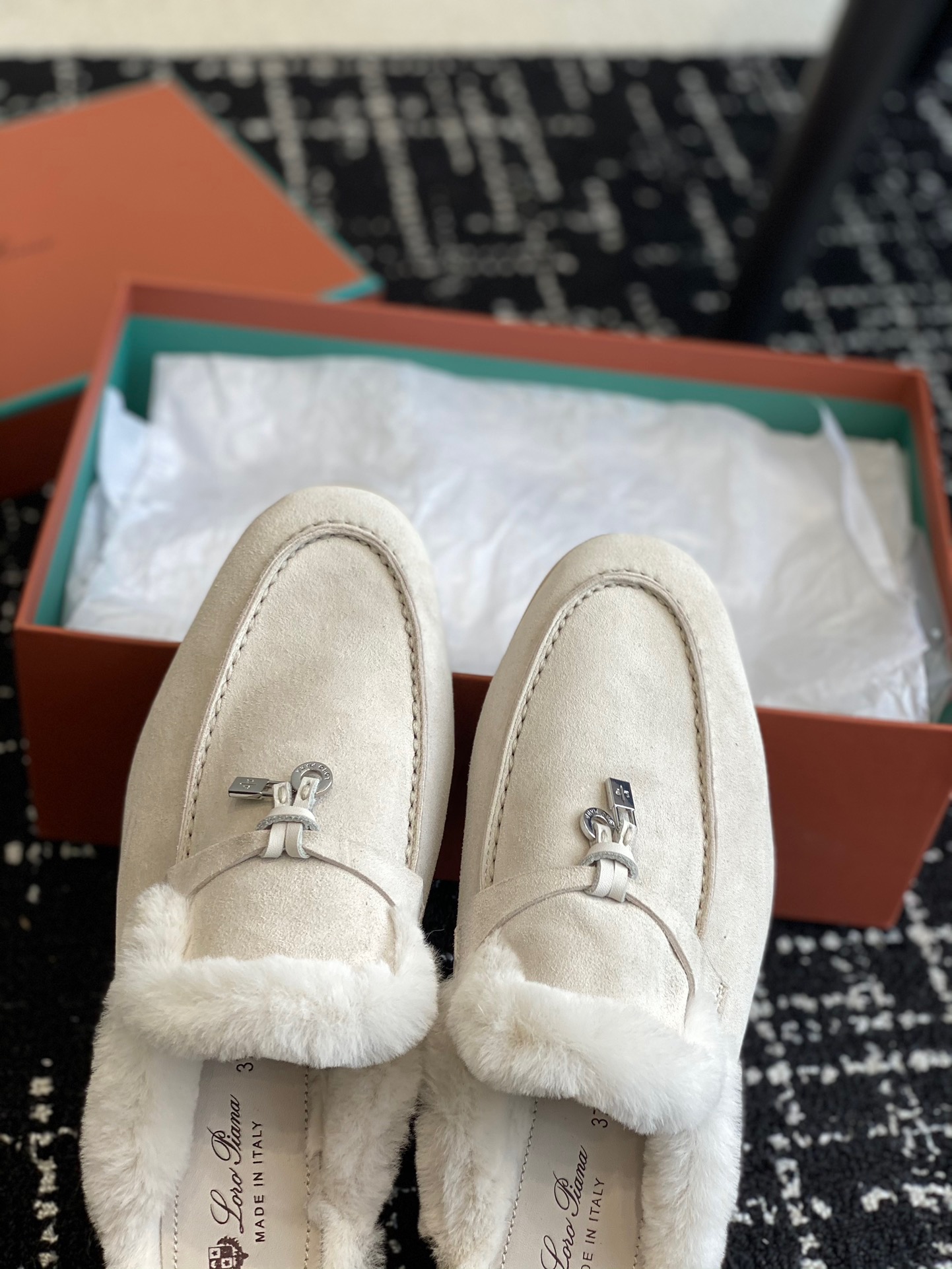 Women L*oro P*iana Top Loafer （）