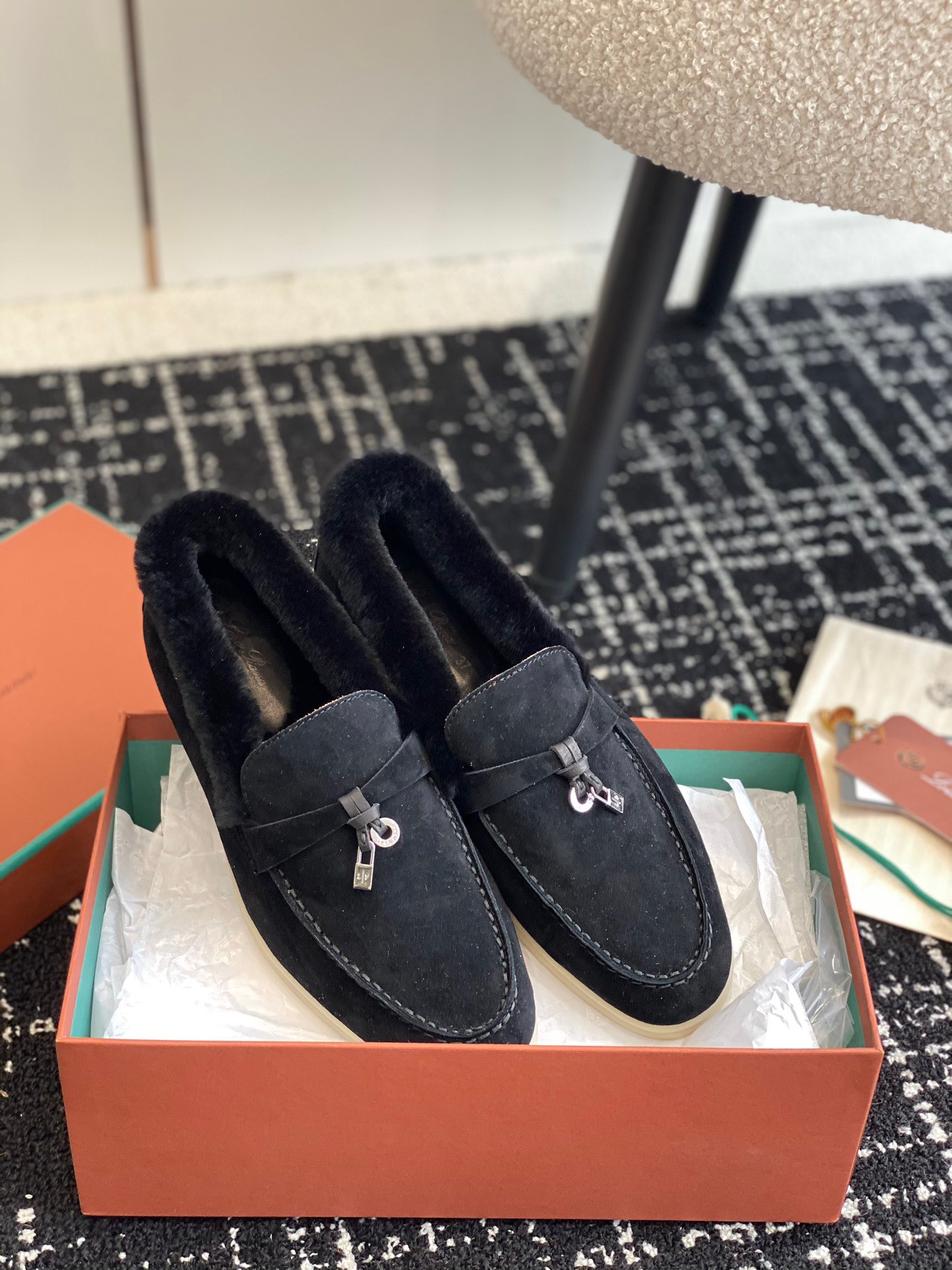 Women L*oro P*iana Top Loafer （）