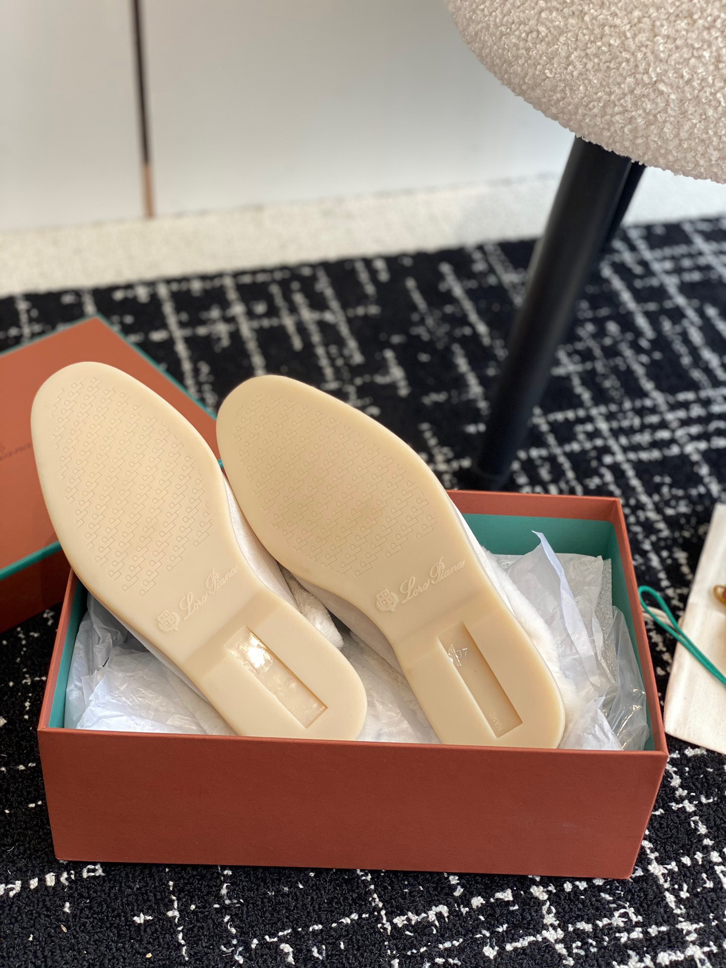 Women L*oro P*iana Top Loafer （）