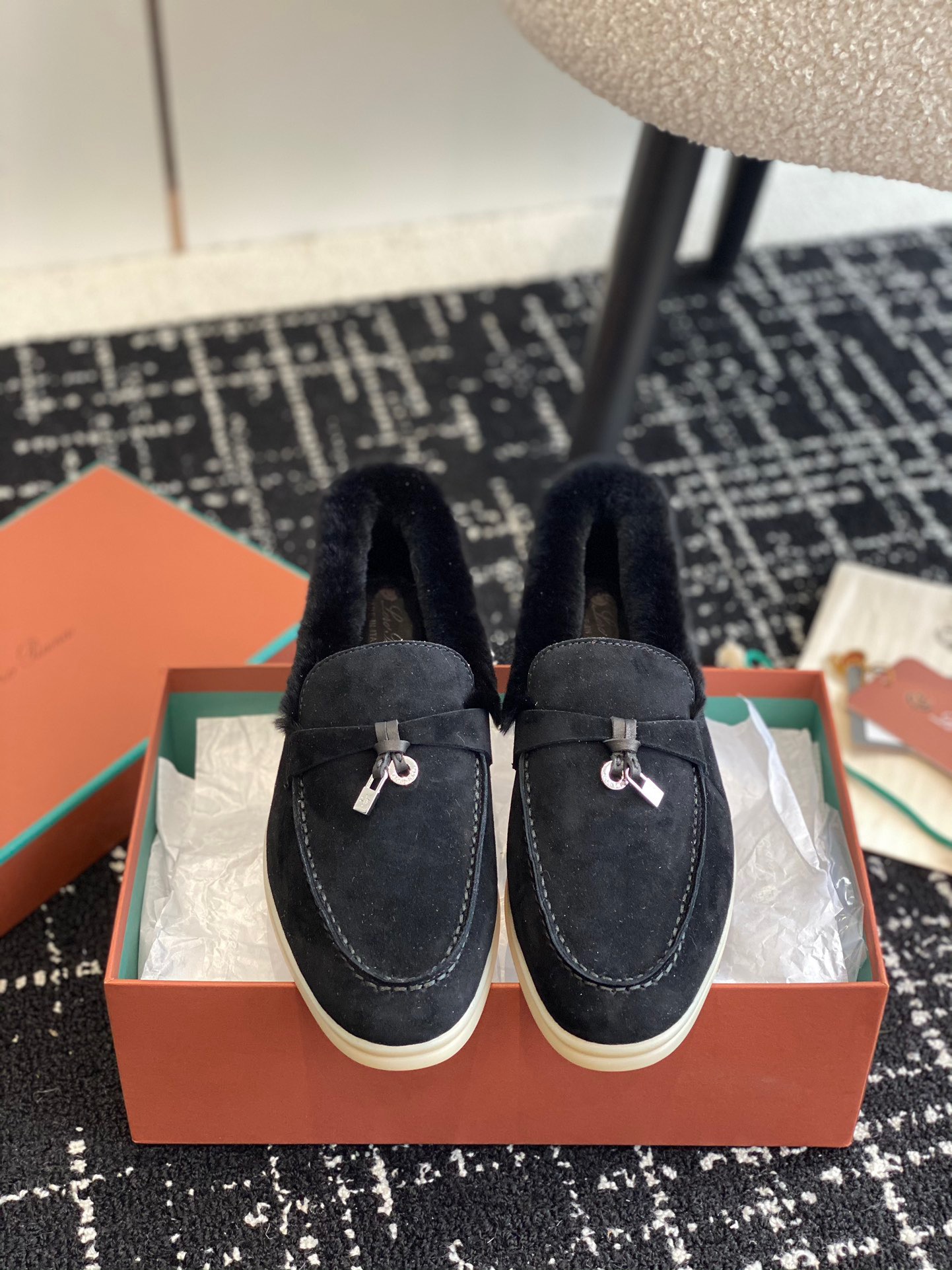 Women L*oro P*iana Top Loafer （）